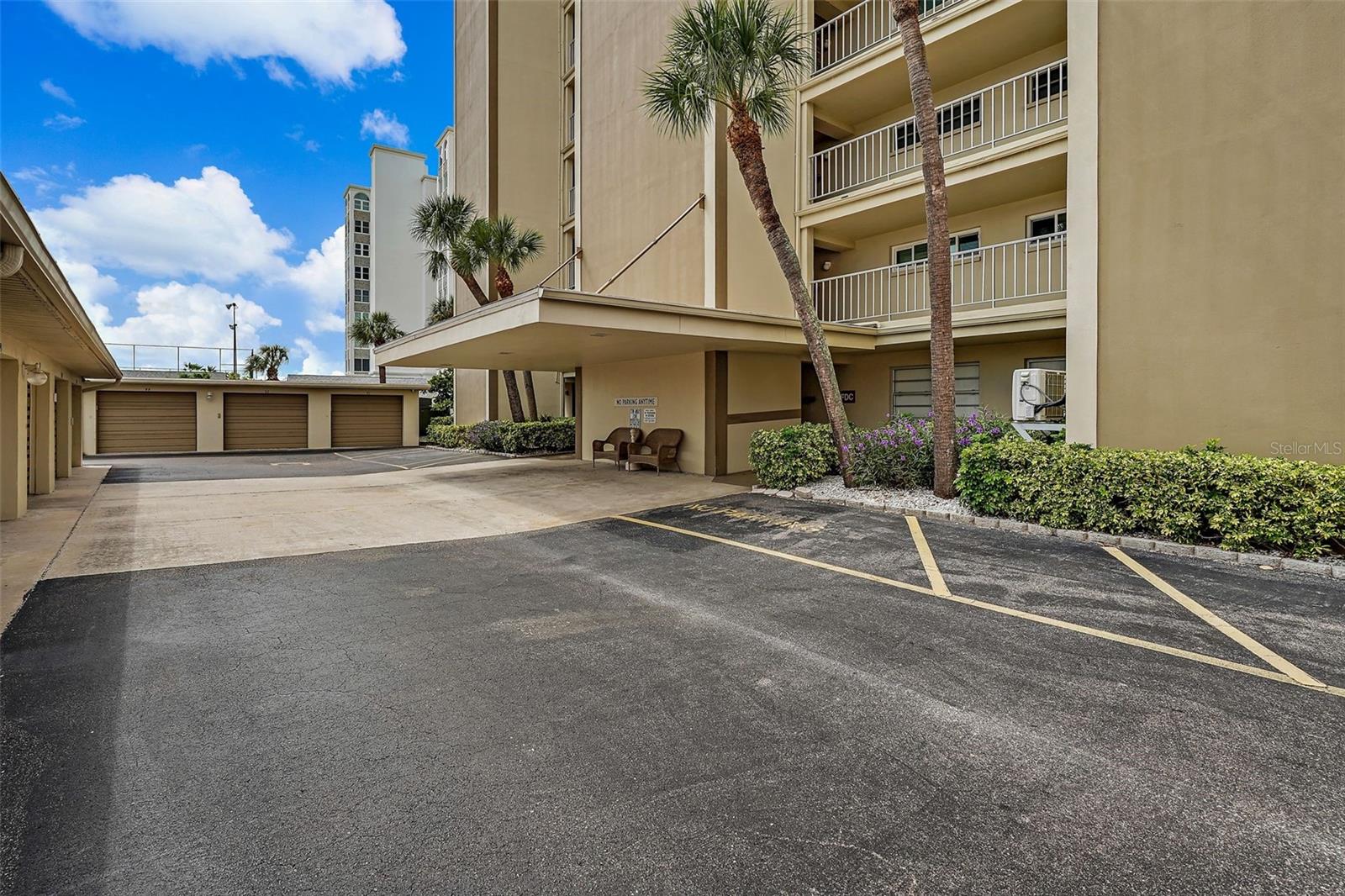 5000 GULF BLVD #304, ST PETE BEACH, FL, 33706