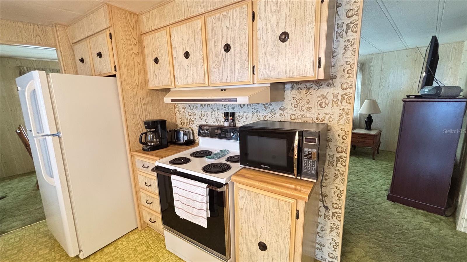 TB8449118 Property Photo