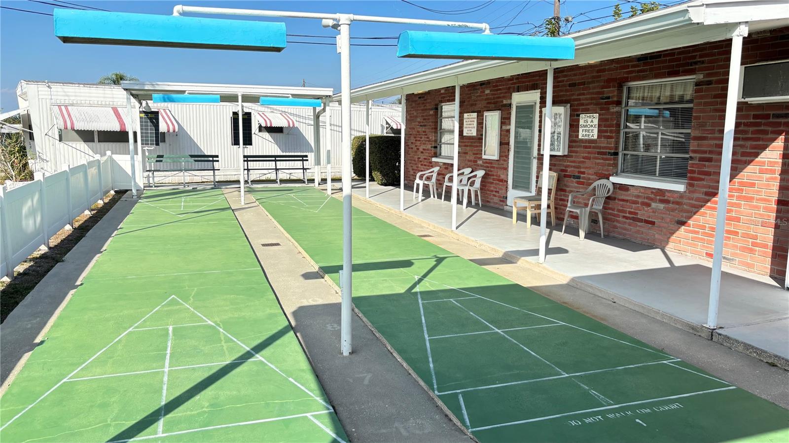 TB8449118 Property Photo