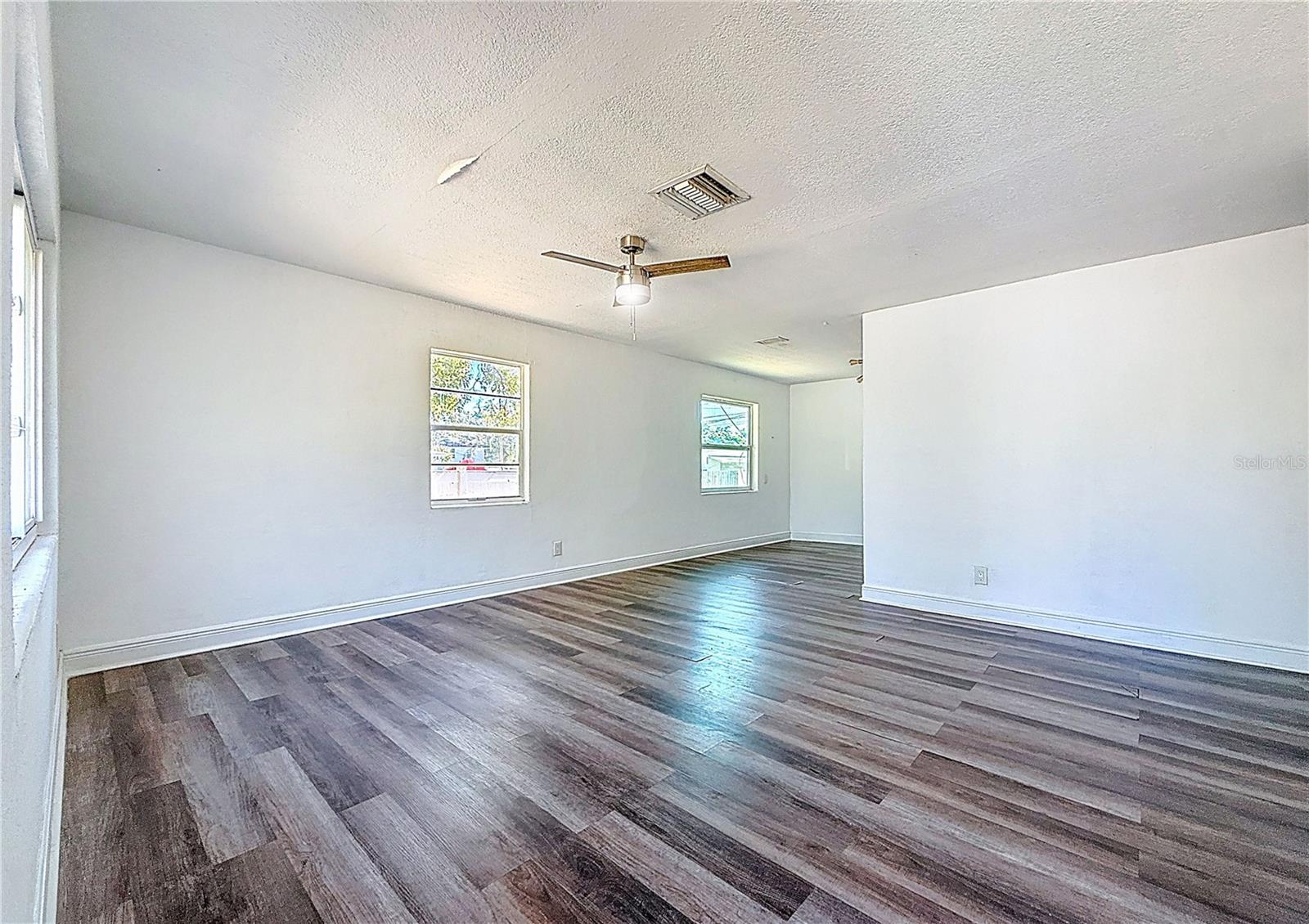 2100 28TH AVE N, ST PETERSBURG, FL, 33713