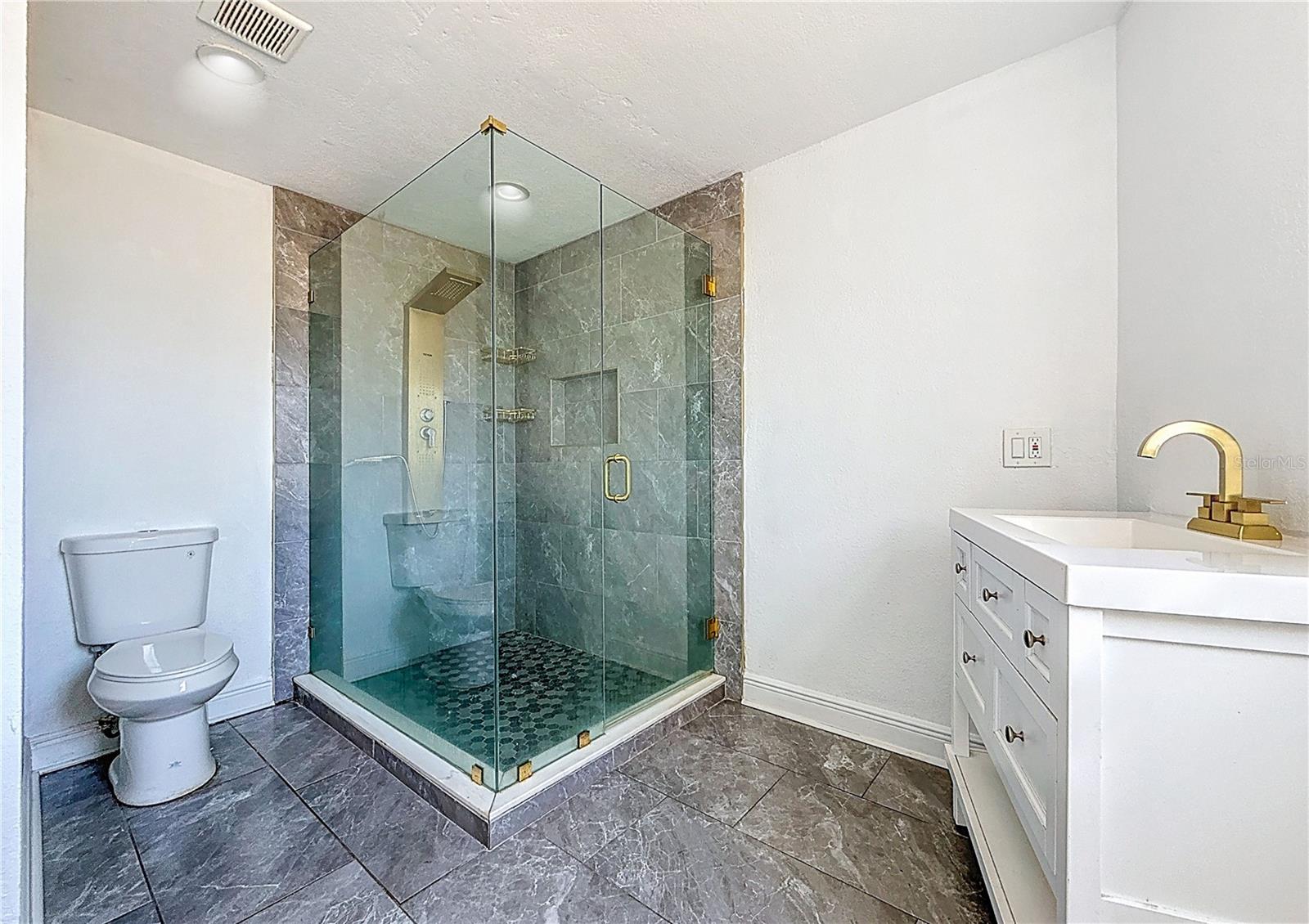 2100 28TH AVE N, ST PETERSBURG, FL, 33713