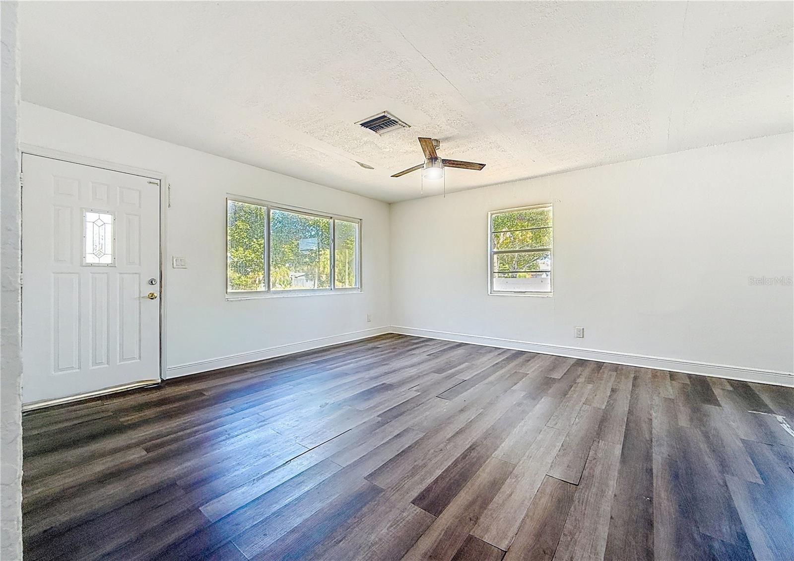 2100 28TH AVE N, ST PETERSBURG, FL, 33713