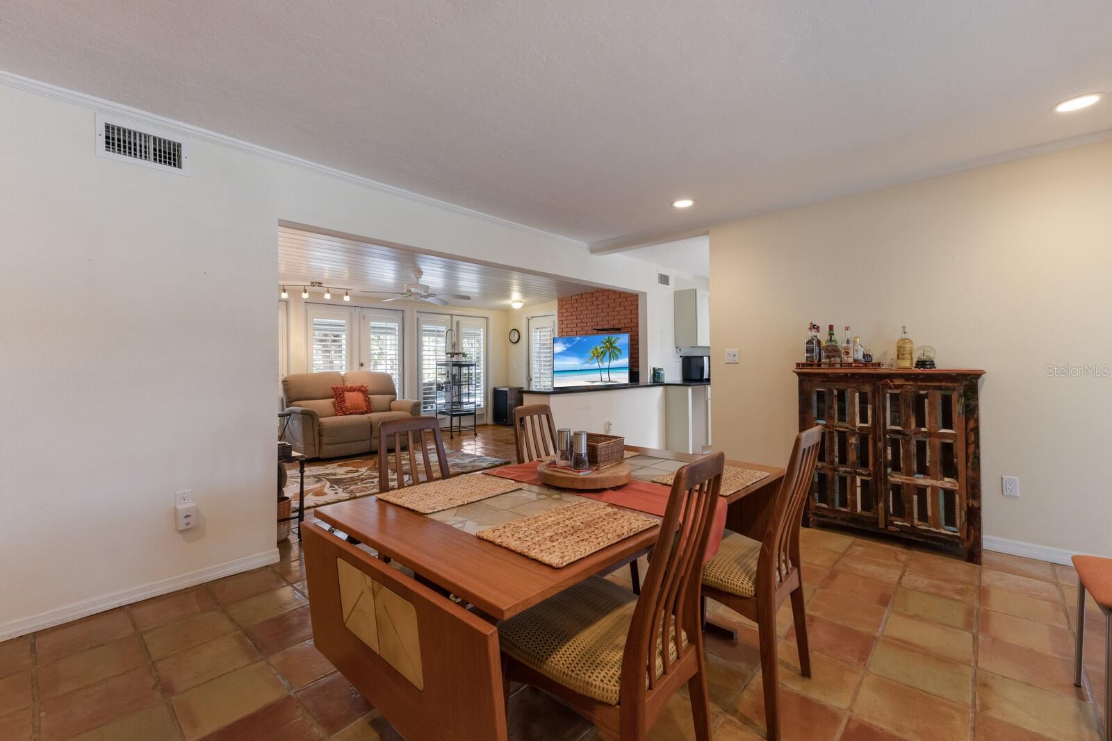 2723 59TH ST, SARASOTA, FL, 34243