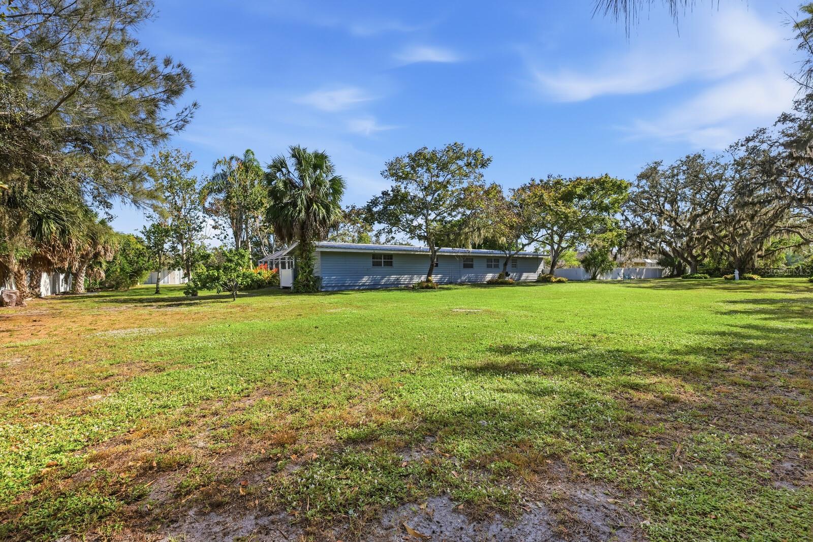 2723 59TH ST, SARASOTA, FL, 34243