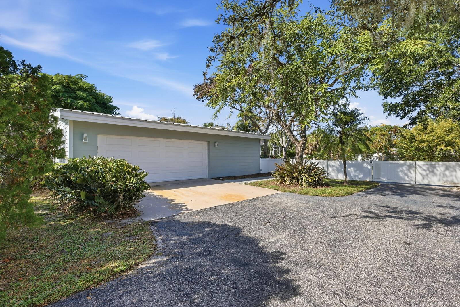 2723 59TH ST, SARASOTA, FL, 34243