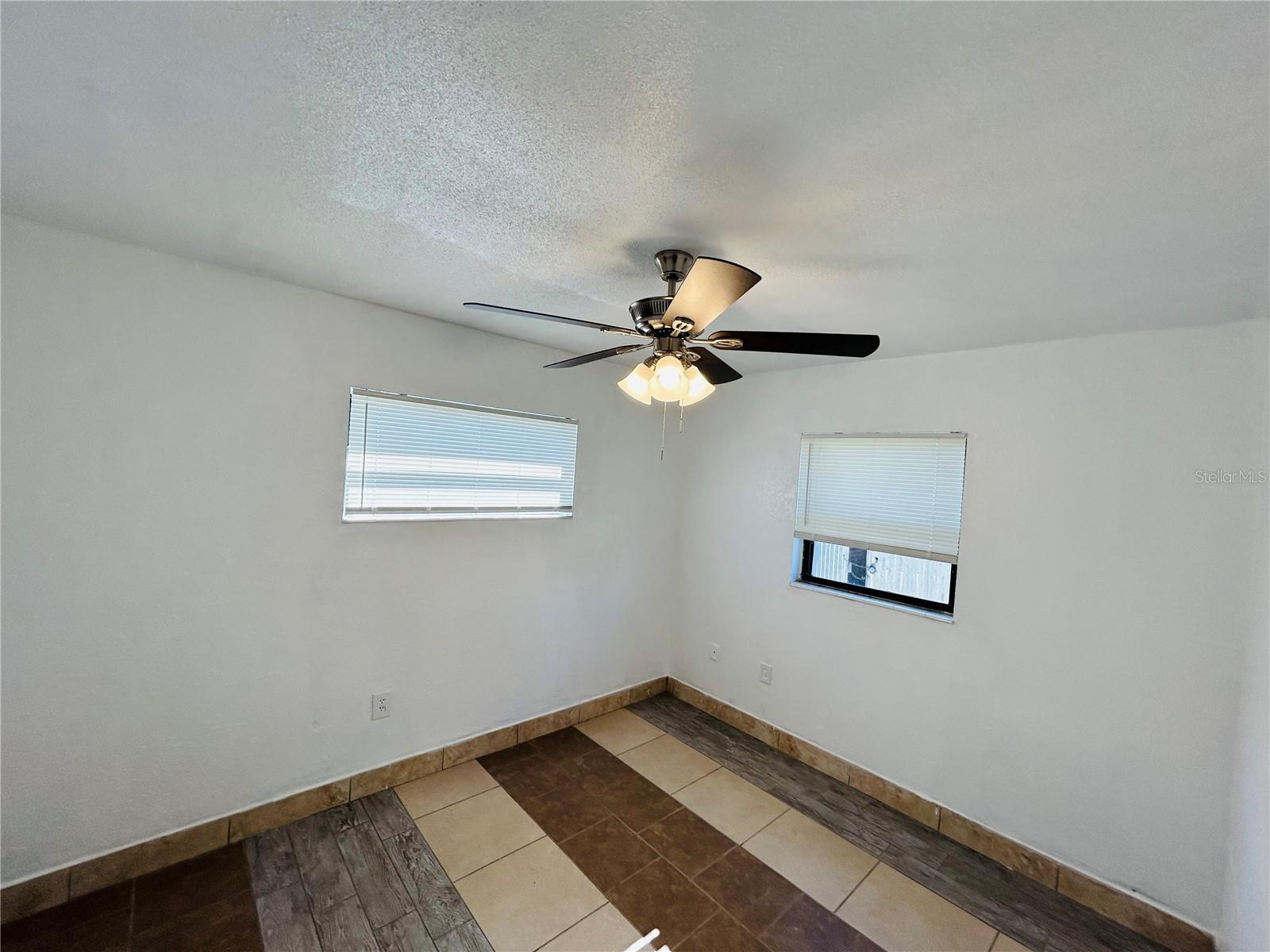 6112 TAVENDALE DR, ORLANDO, FL, 32809