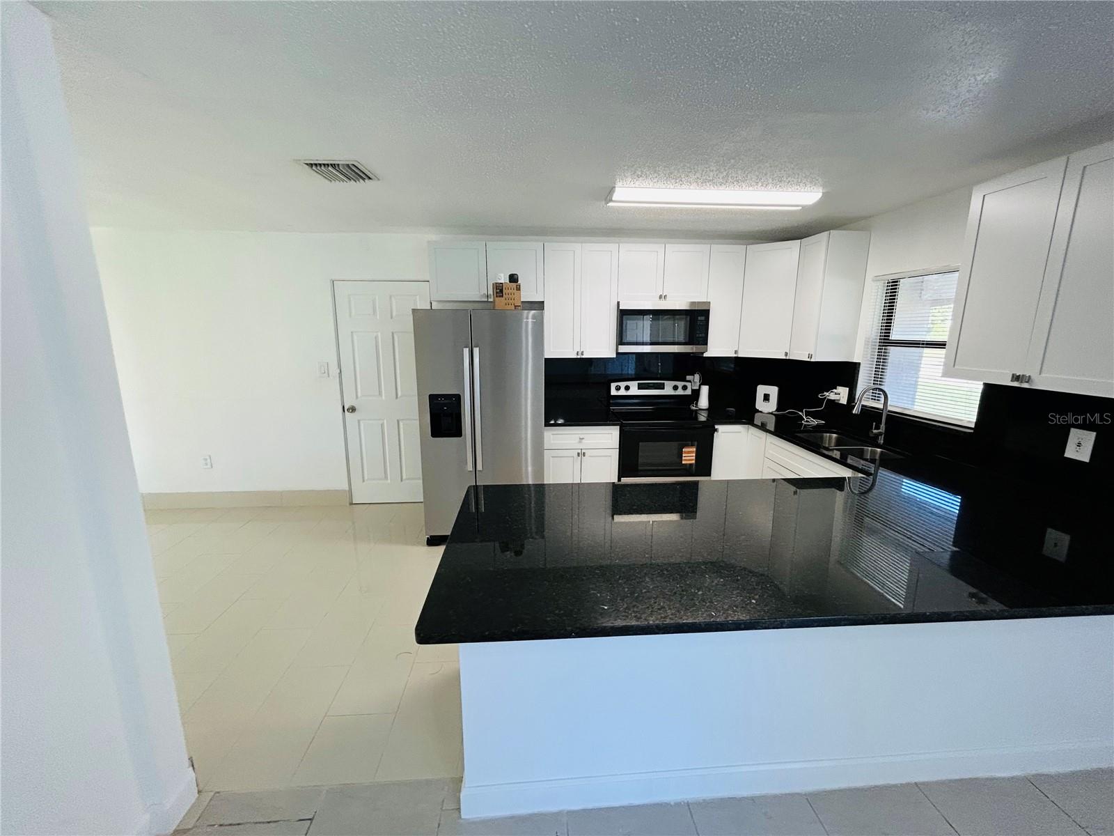 6112 TAVENDALE DR, ORLANDO, FL, 32809