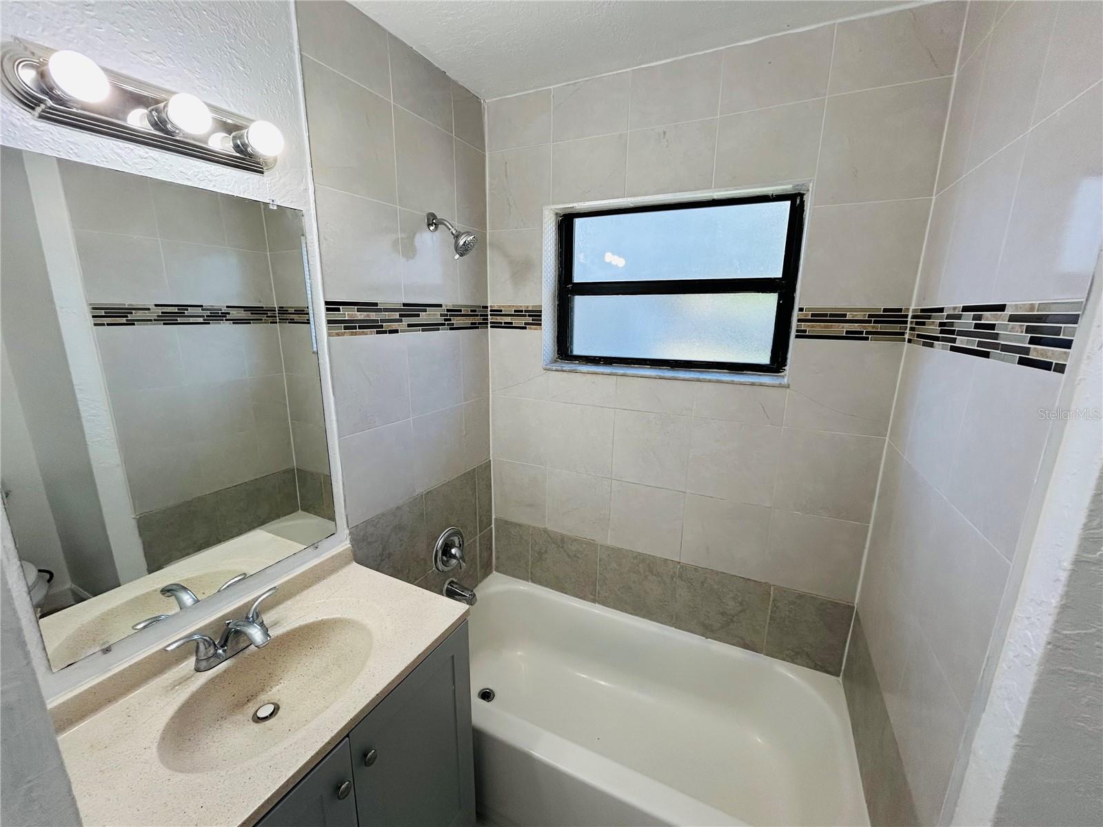 6112 TAVENDALE DR, ORLANDO, FL, 32809