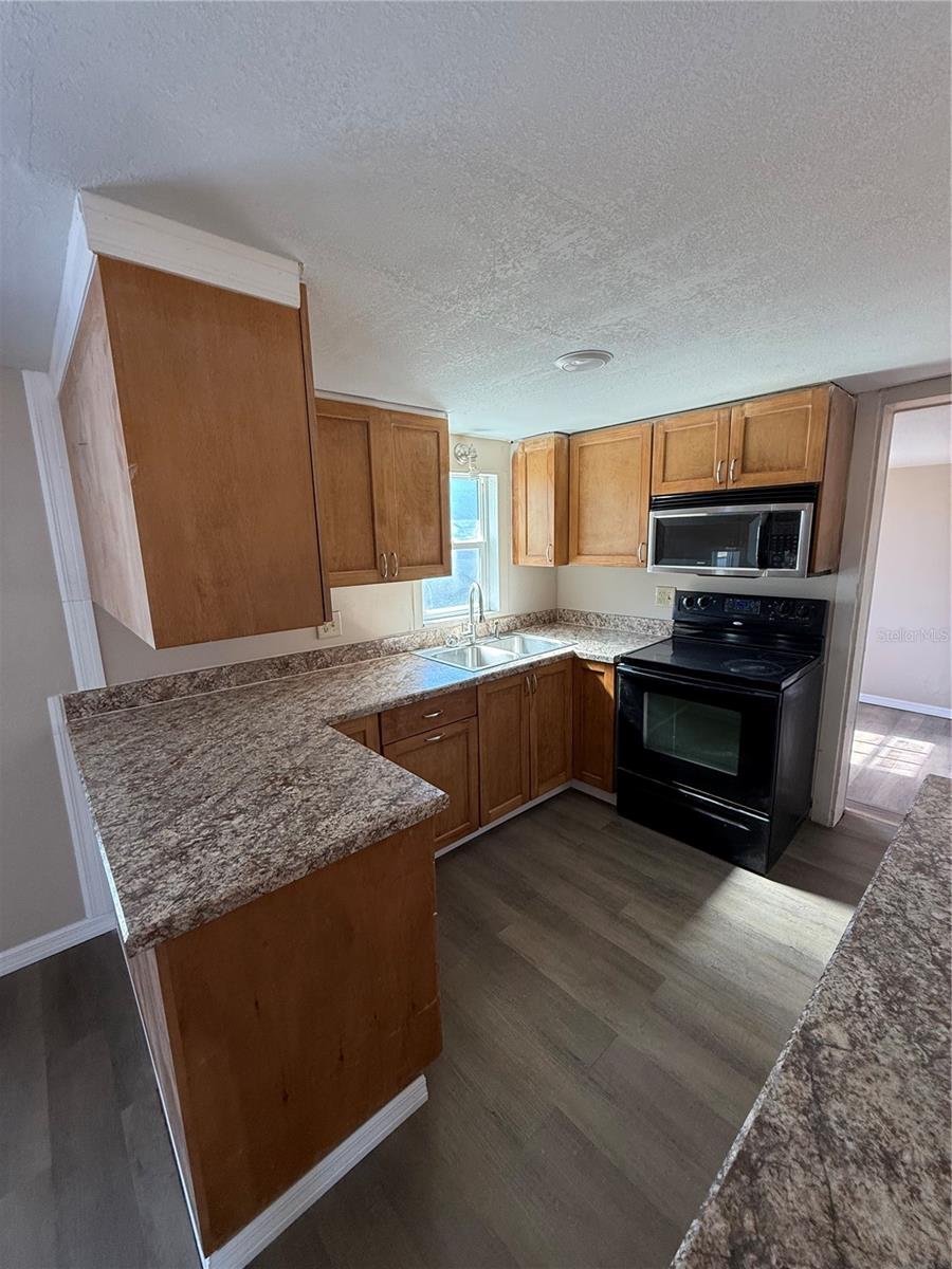 311 E BRIDGERS AVE, AUBURNDALE, FL, 33823