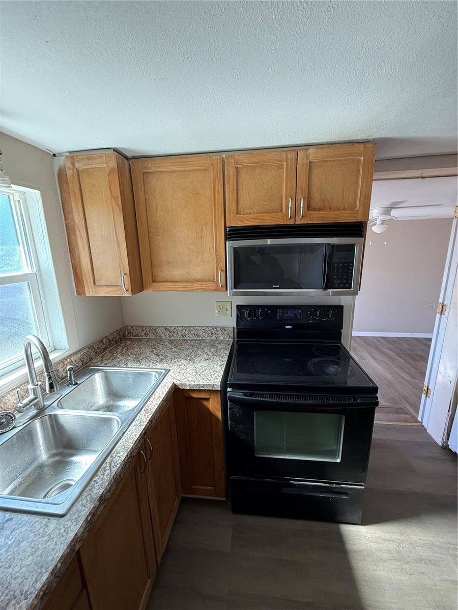 311 E BRIDGERS AVE, AUBURNDALE, FL, 33823