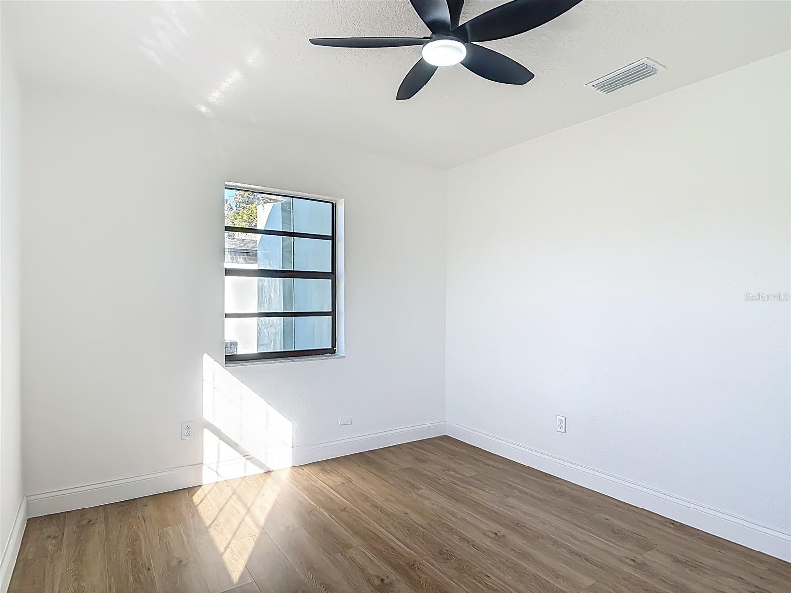 1193 RAMBLE AVE, DELTONA, FL, 32725