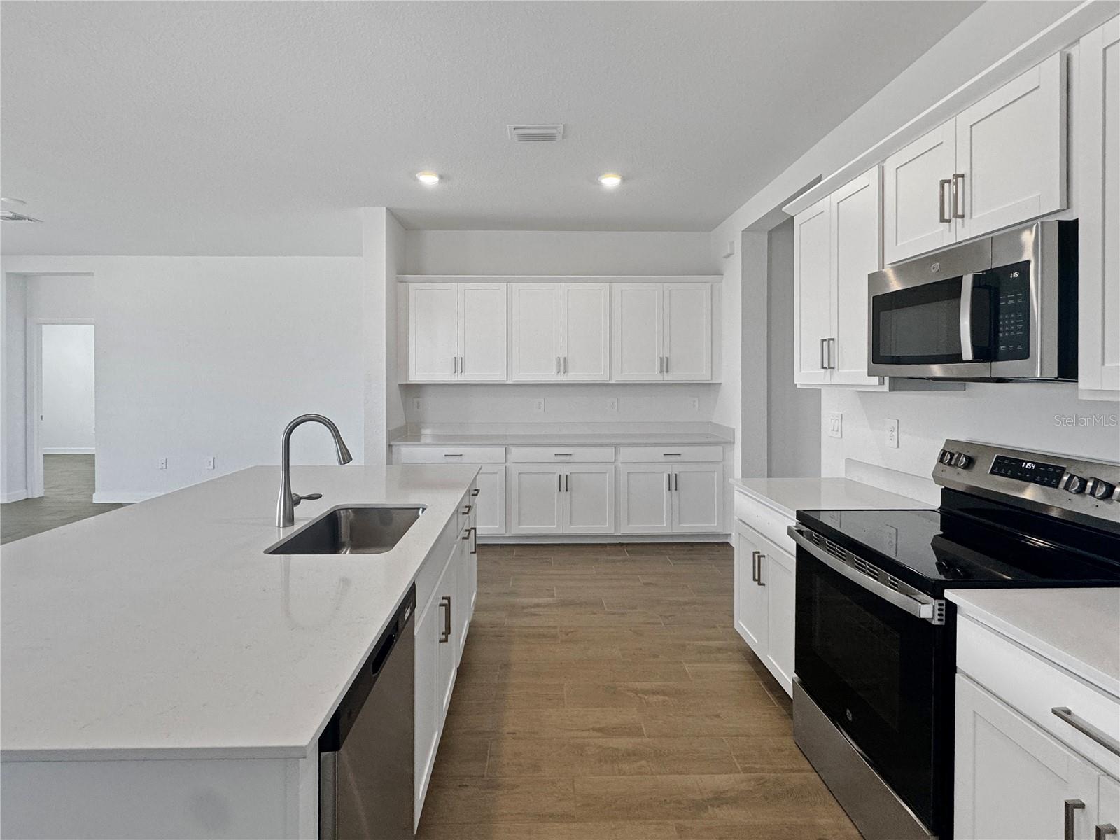 7897 LAKES EDGE LN, PORT CHARLOTTE, FL, 33981