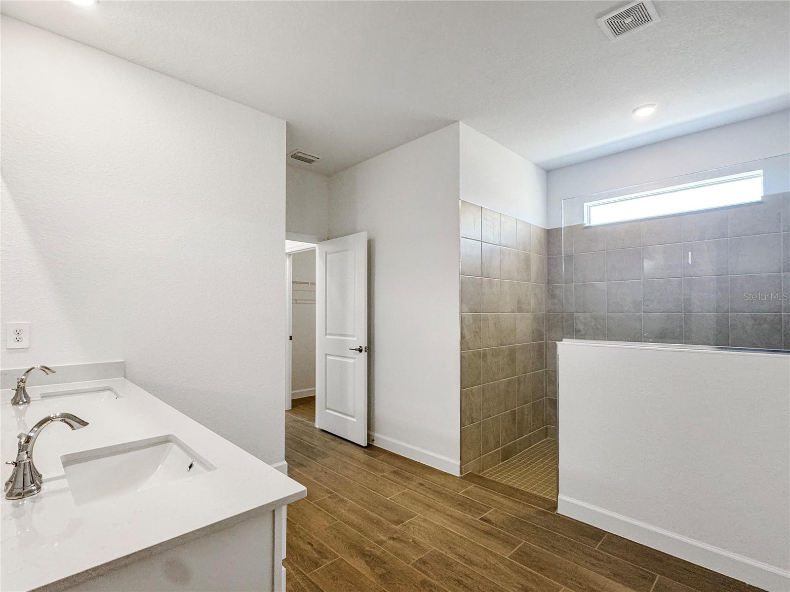 7897 LAKES EDGE LN, PORT CHARLOTTE, FL, 33981