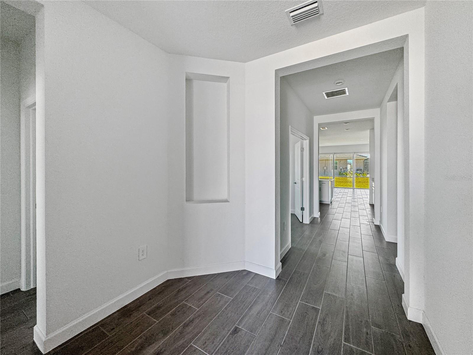 7897 LAKES EDGE LN, PORT CHARLOTTE, FL, 33981