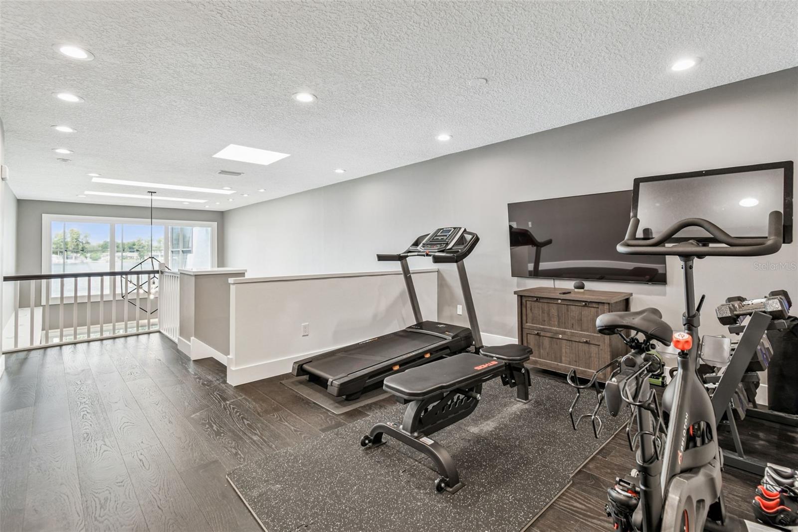 3155 LAKE ELLEN DR, TAMPA, FL, 33618