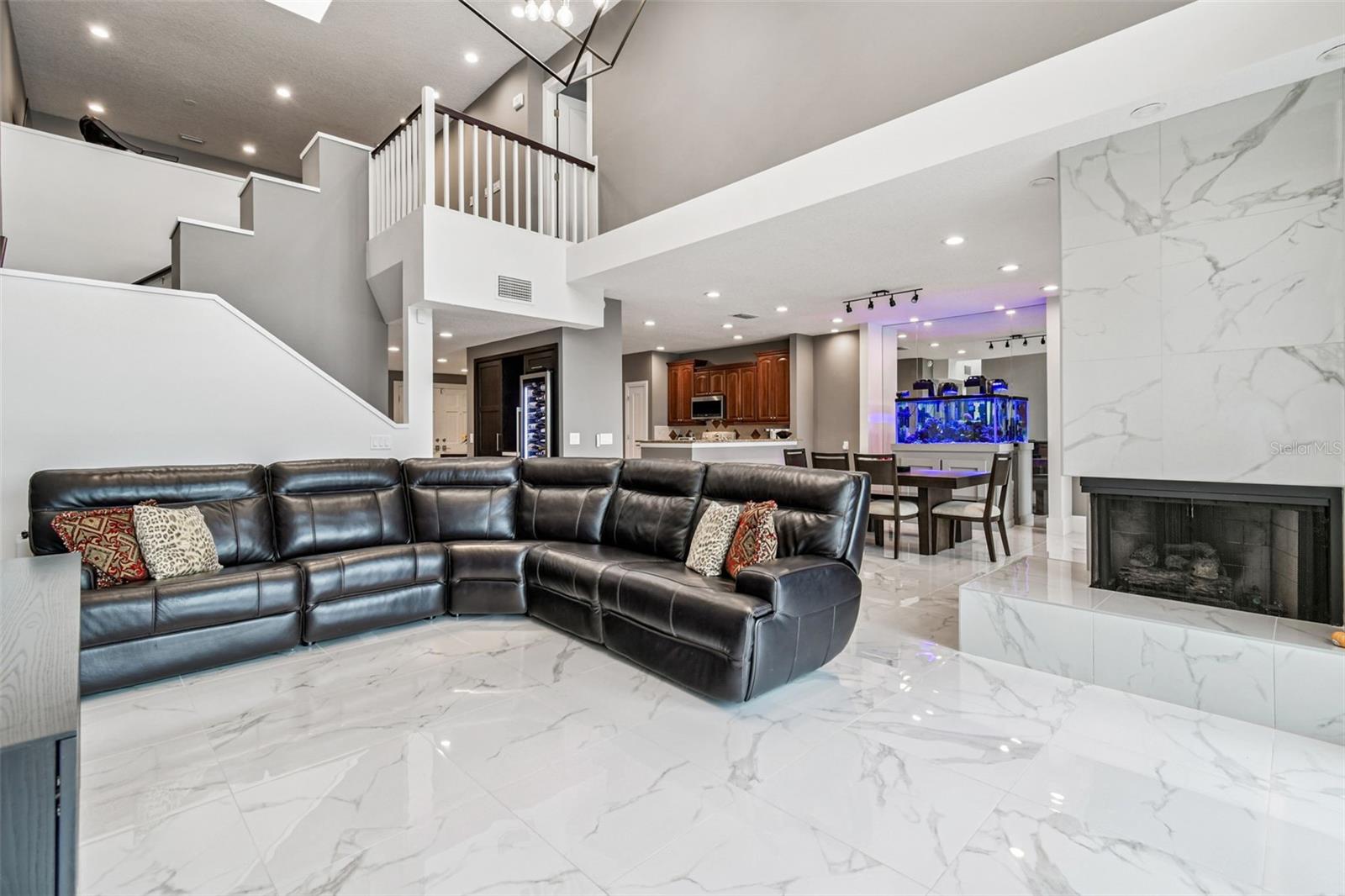 3155 LAKE ELLEN DR, TAMPA, FL, 33618