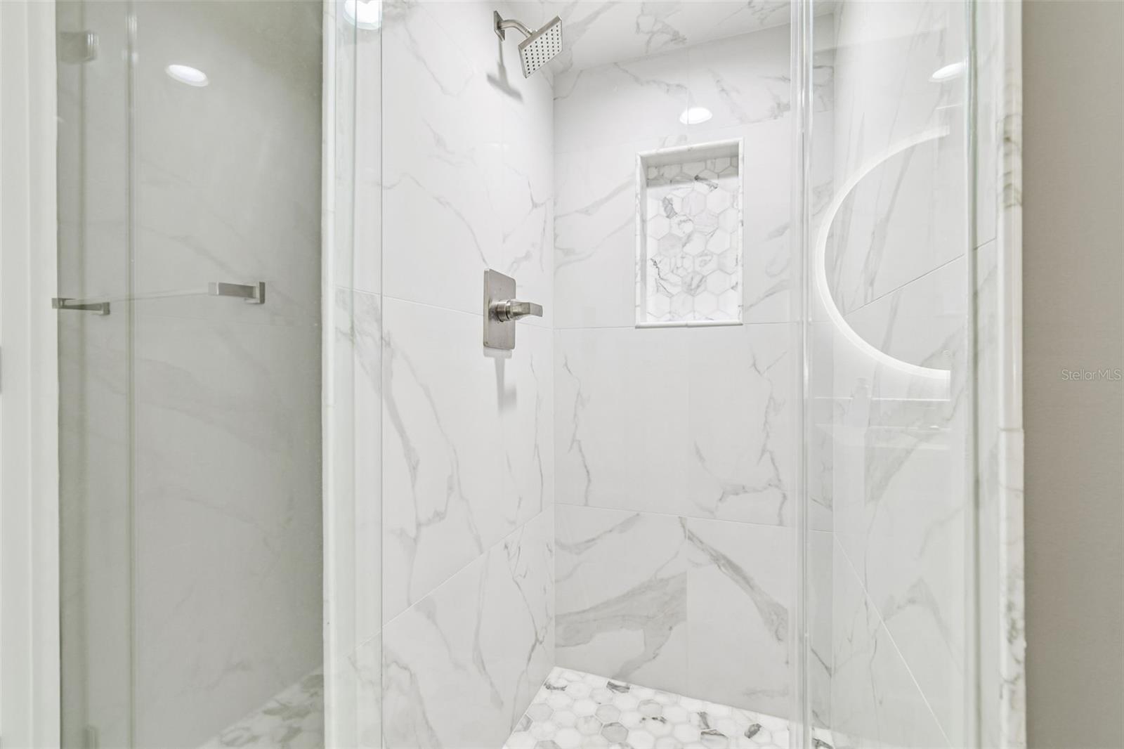 3155 LAKE ELLEN DR, TAMPA, FL, 33618