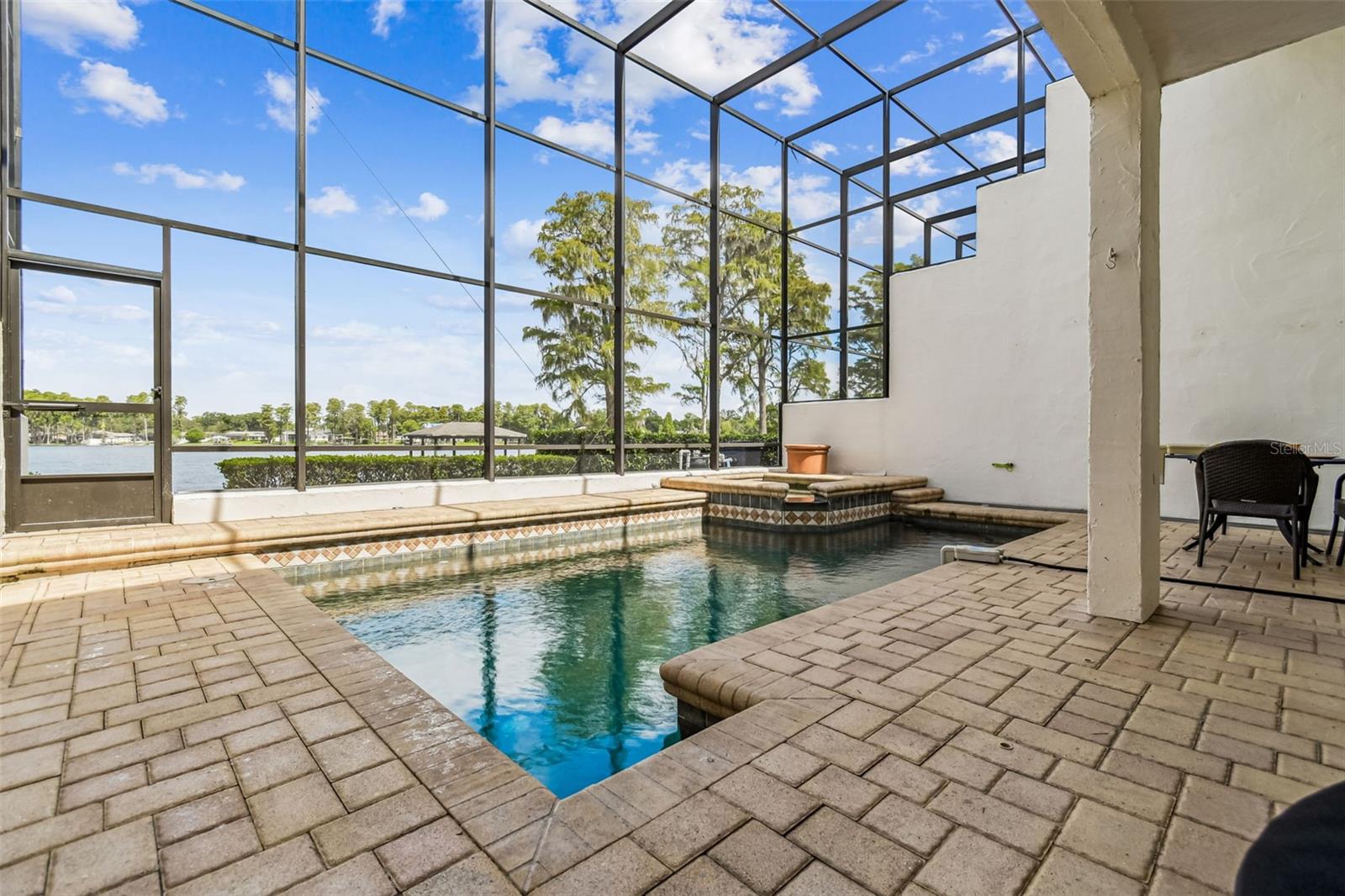 3155 LAKE ELLEN DR, TAMPA, FL, 33618