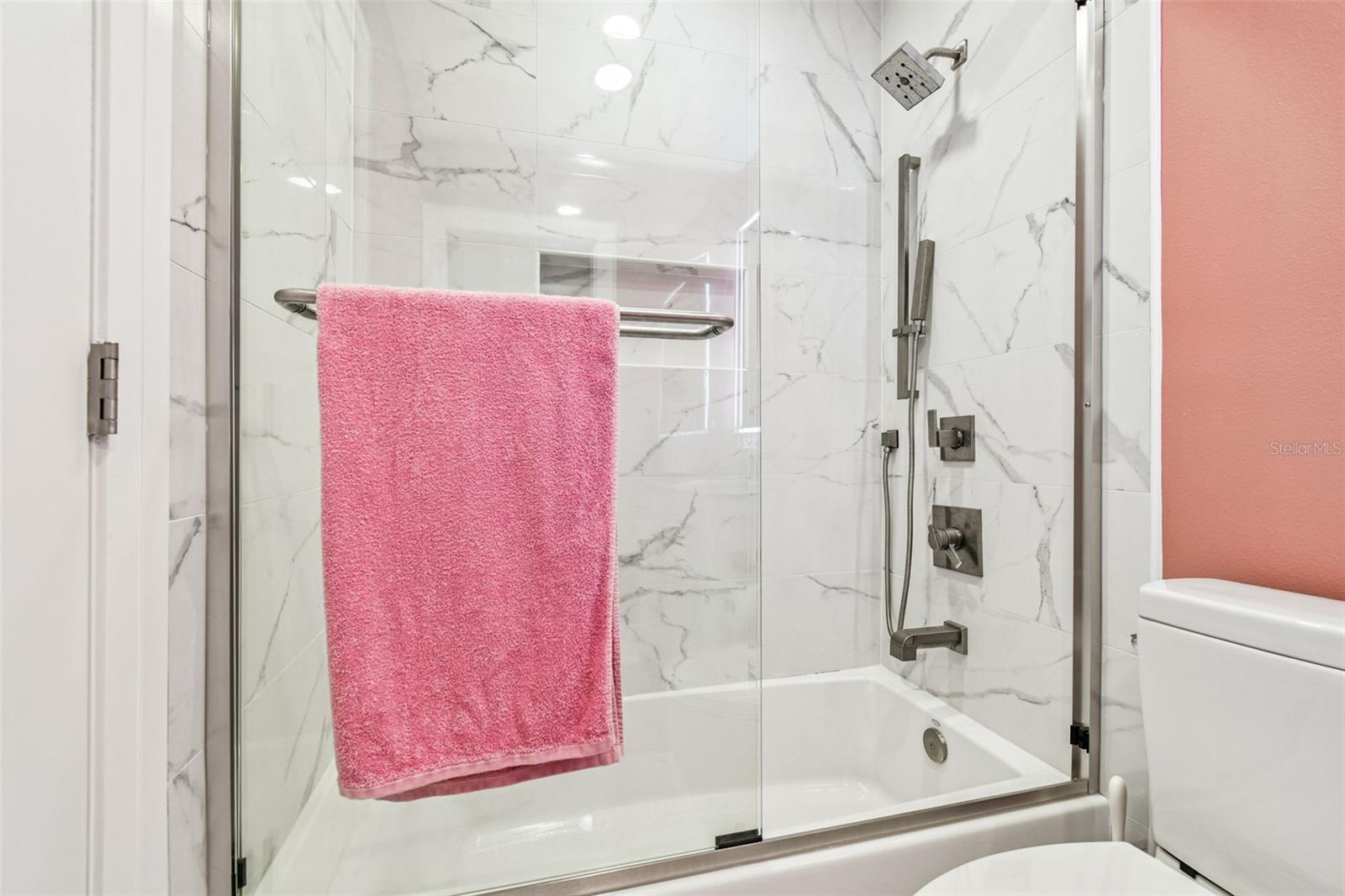 3155 LAKE ELLEN DR, TAMPA, FL, 33618