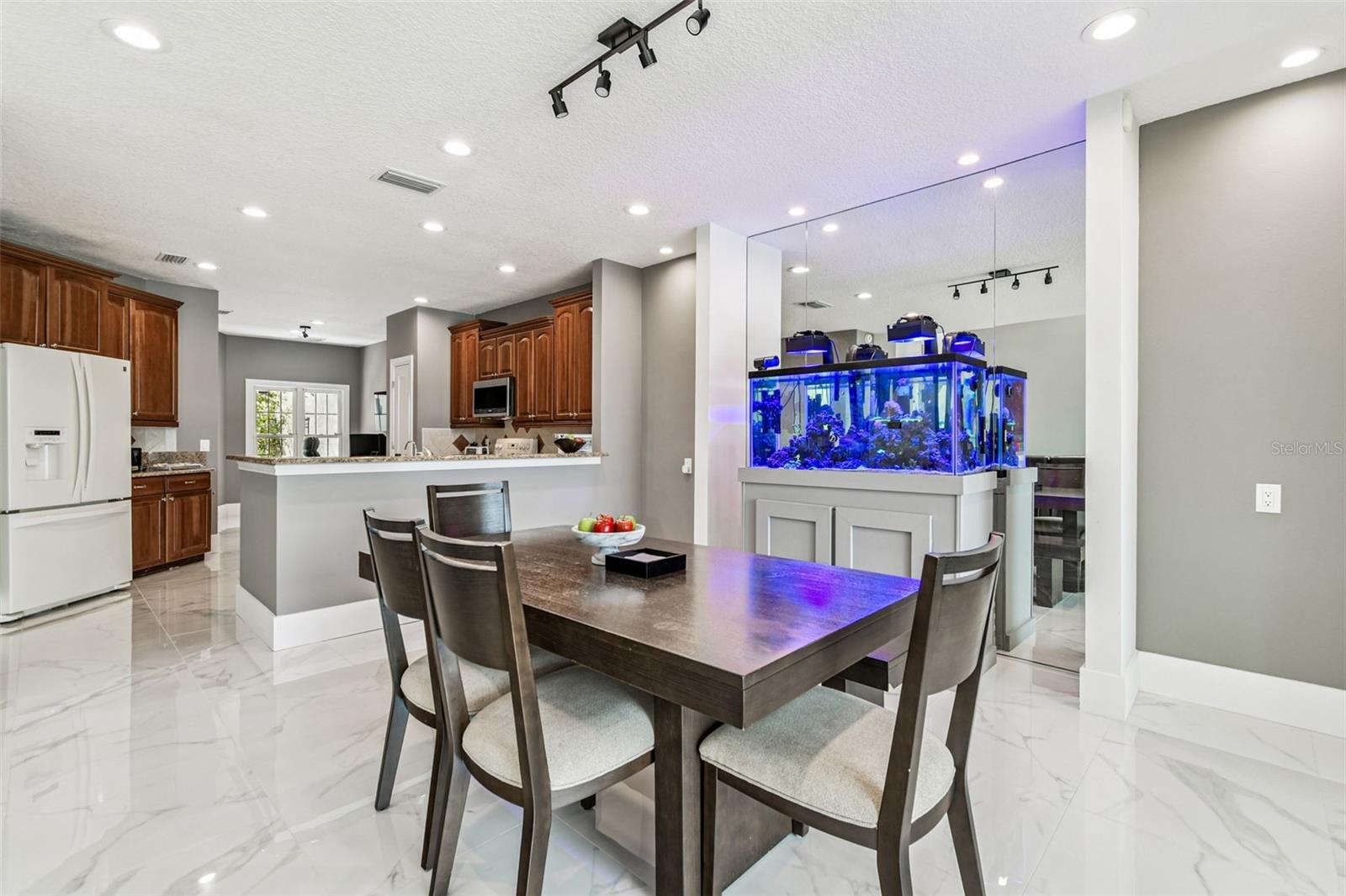 3155 LAKE ELLEN DR, TAMPA, FL, 33618