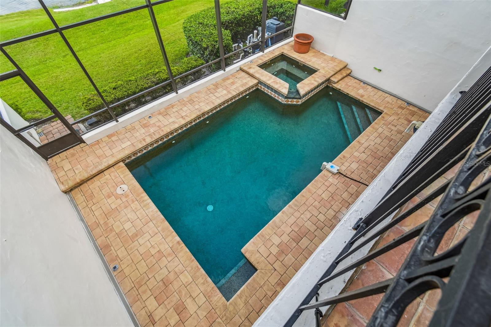 3155 LAKE ELLEN DR, TAMPA, FL, 33618