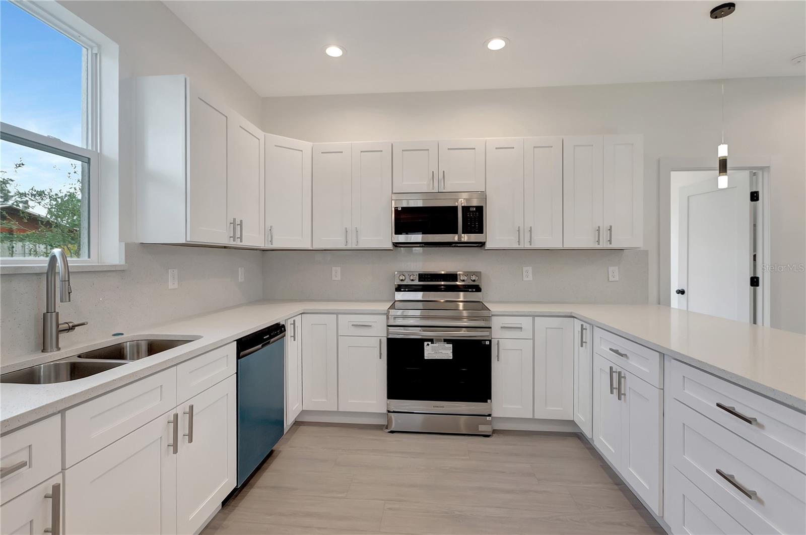 4409 N TROY ST, TAMPA, FL, 33610