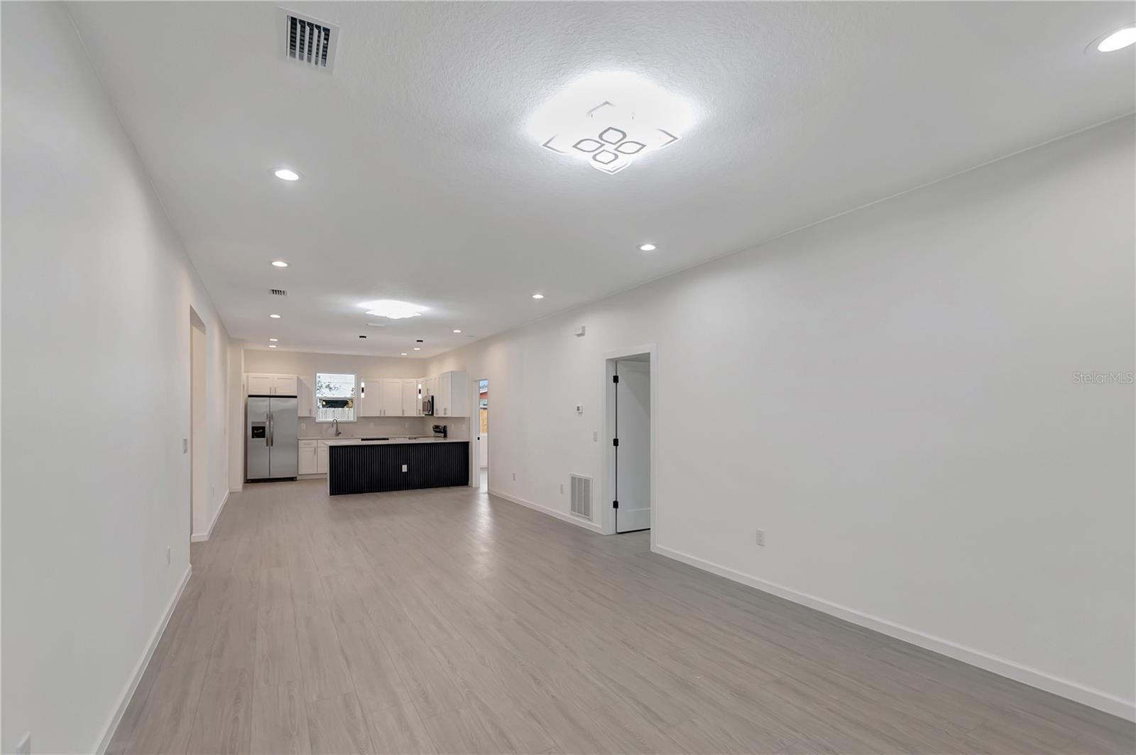 4409 N TROY ST, TAMPA, FL, 33610