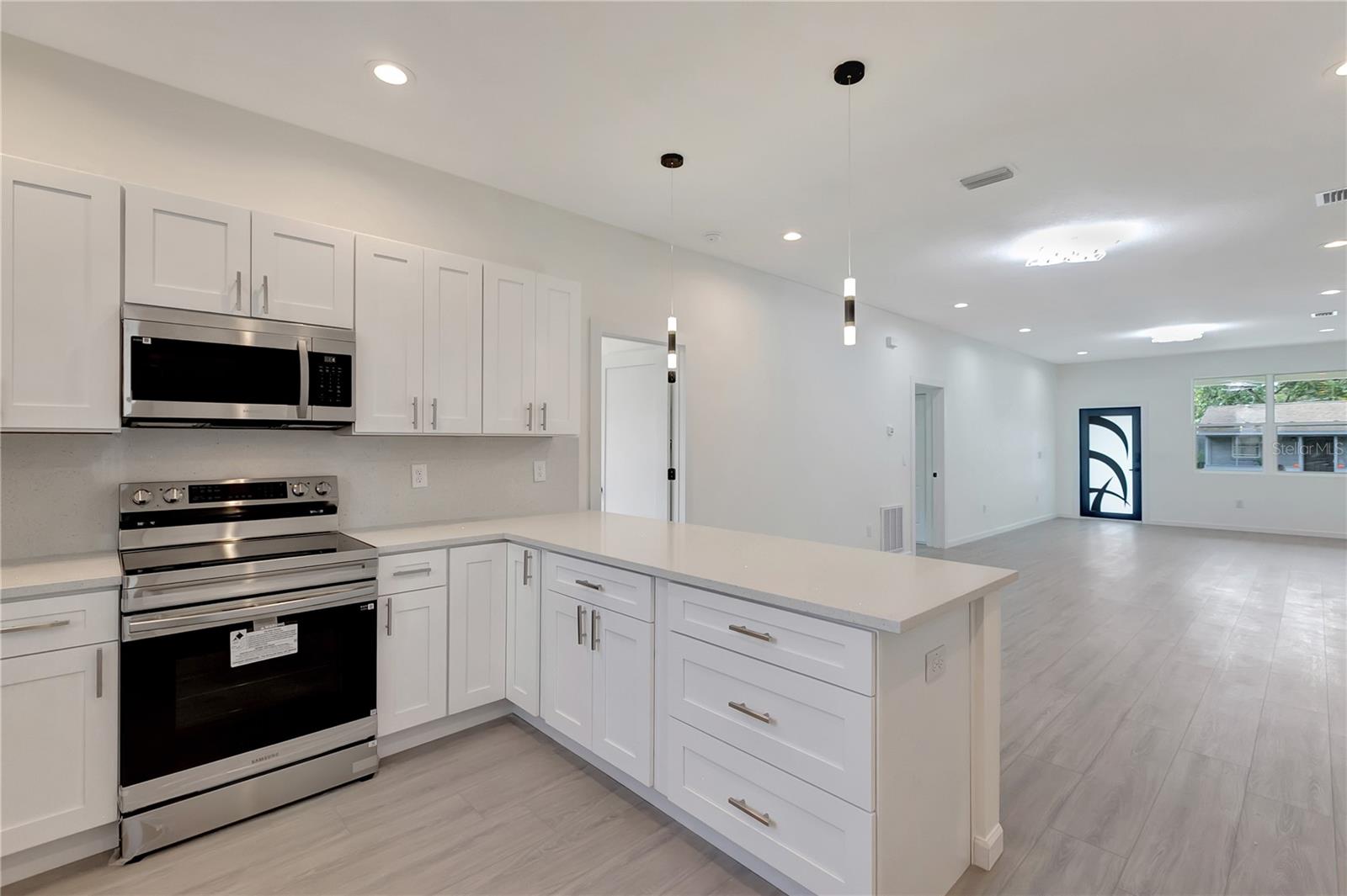 4409 N TROY ST, TAMPA, FL, 33610