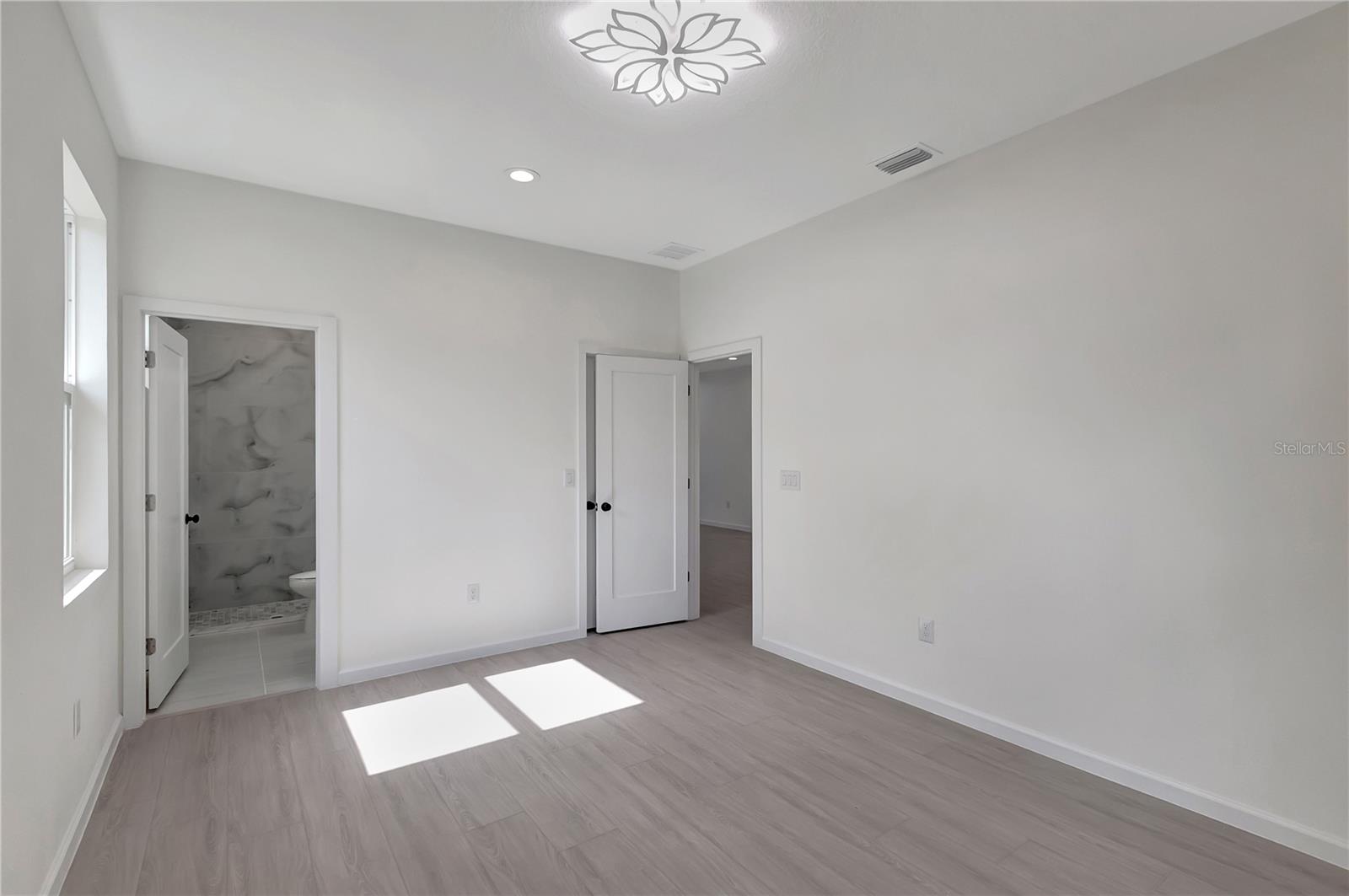 4409 N TROY ST, TAMPA, FL, 33610