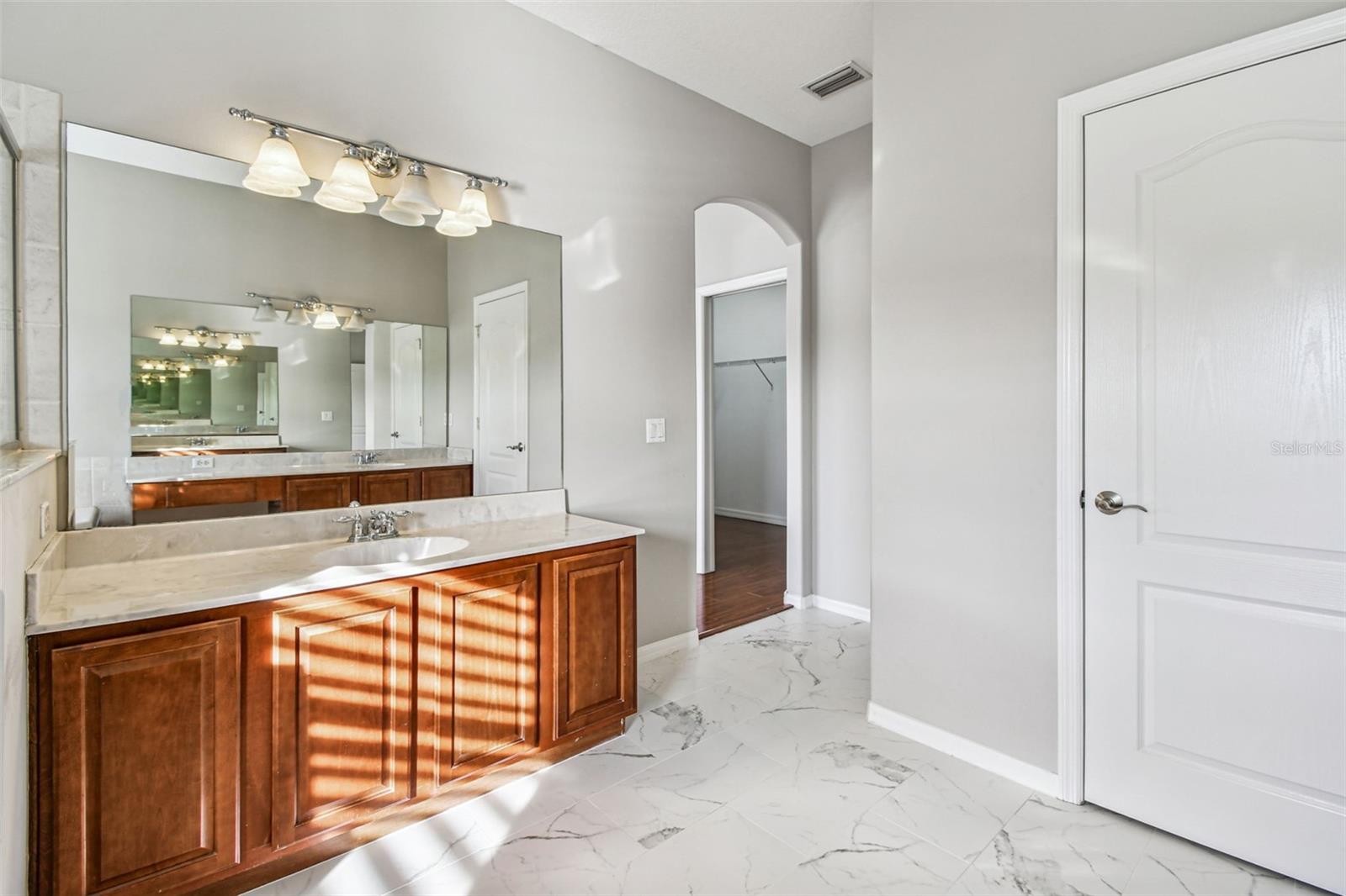 20106 NOB OAK AVE, TAMPA, FL, 33647