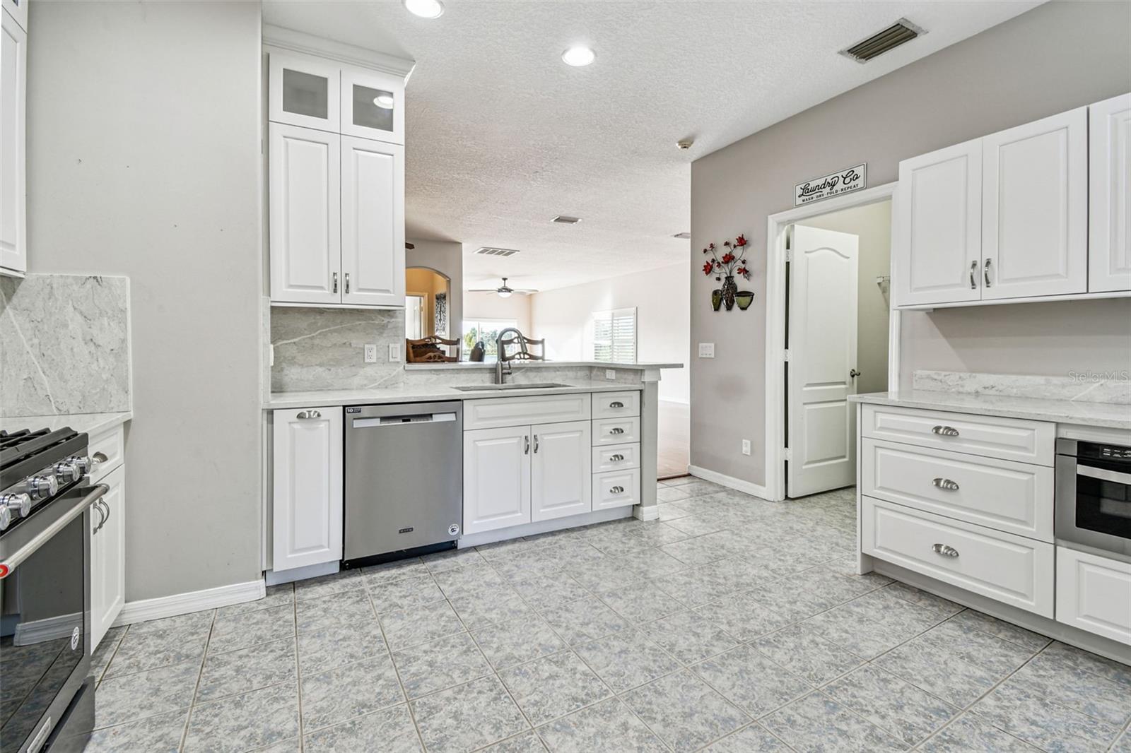 20106 NOB OAK AVE, TAMPA, FL, 33647