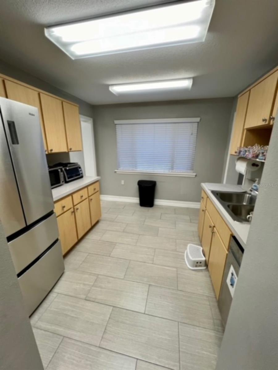 203 RIDGEWOOD AVE #B, BRANDON, FL, 33510