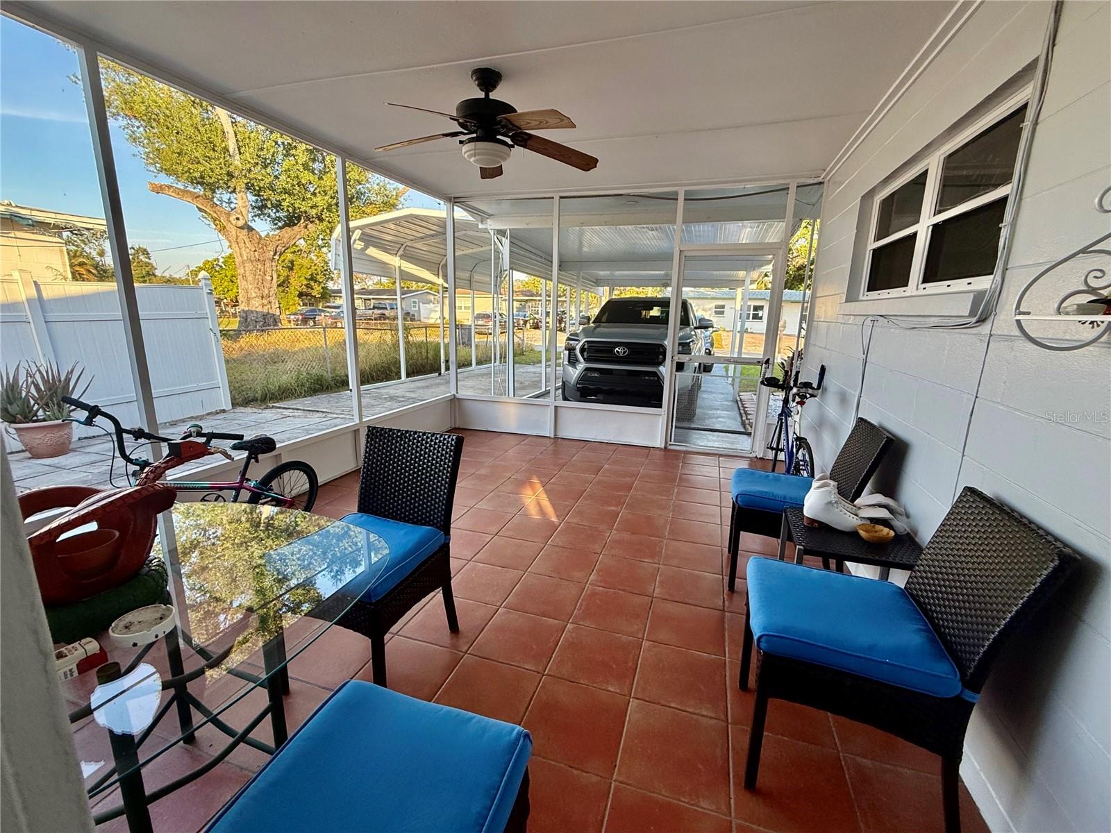 4916 ELDORADO DR, TAMPA, FL, 33615