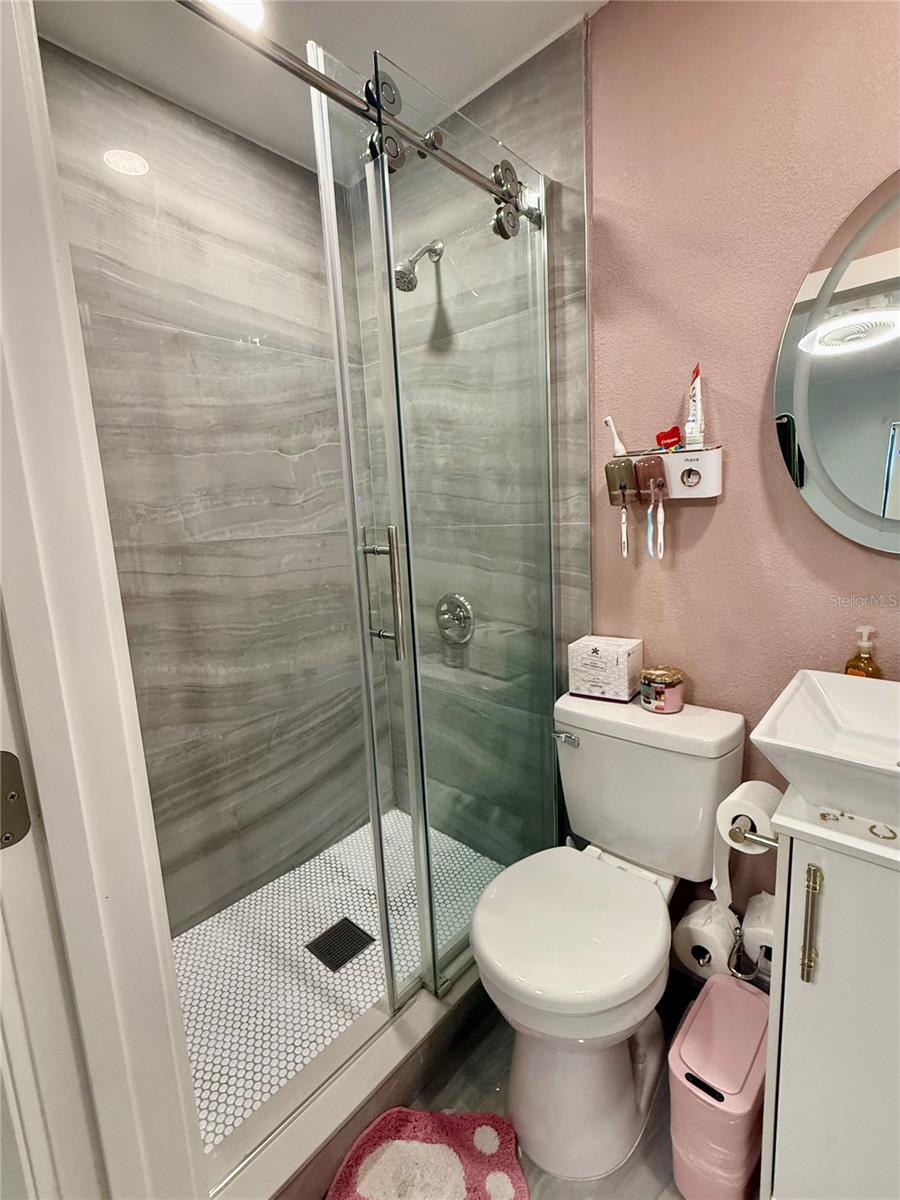 4916 ELDORADO DR, TAMPA, FL, 33615