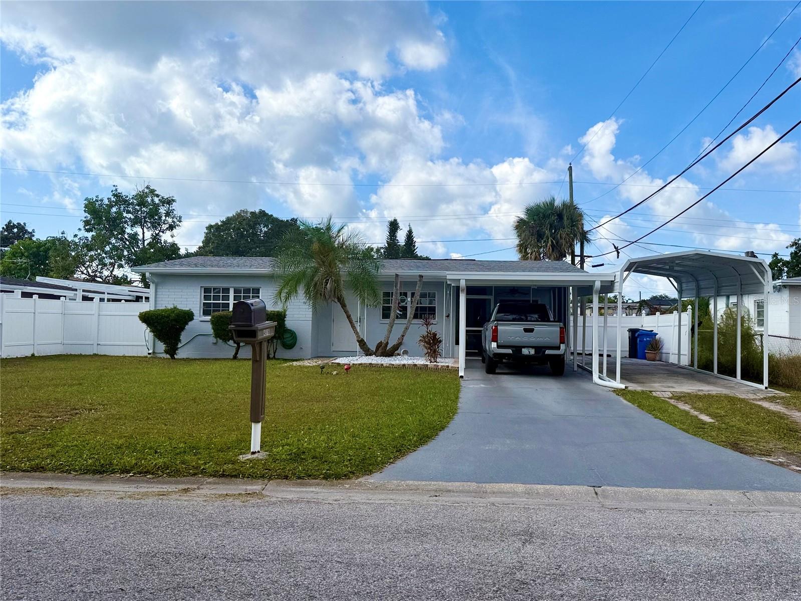 4916 ELDORADO DR, TAMPA, FL, 33615