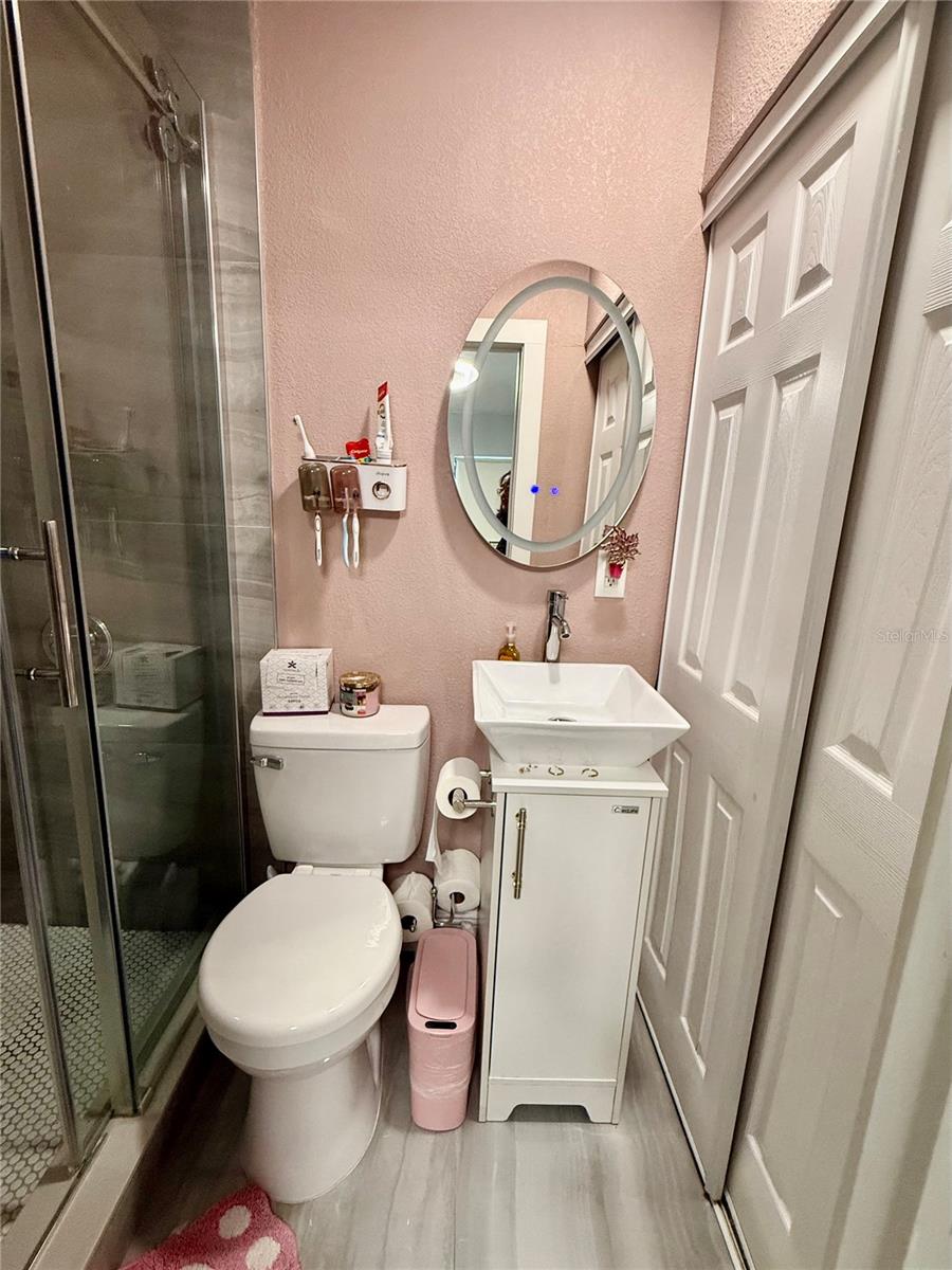 4916 ELDORADO DR, TAMPA, FL, 33615