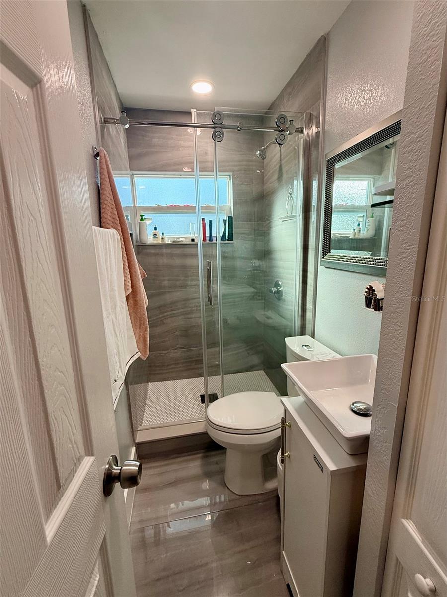 4916 ELDORADO DR, TAMPA, FL, 33615