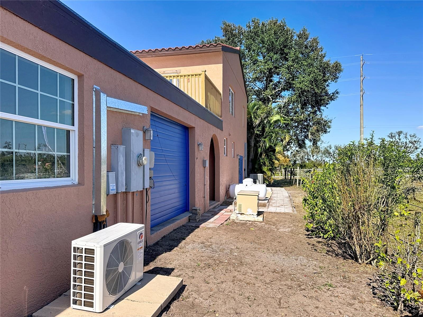 A4672463 Property Photo