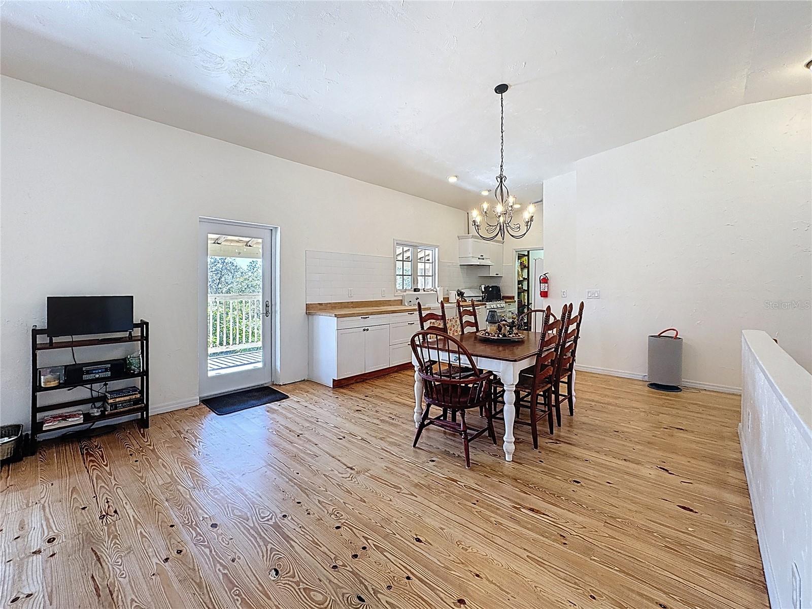 A4672463 Property Photo