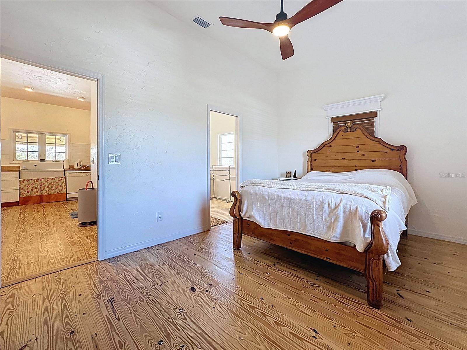 A4672463 Property Photo