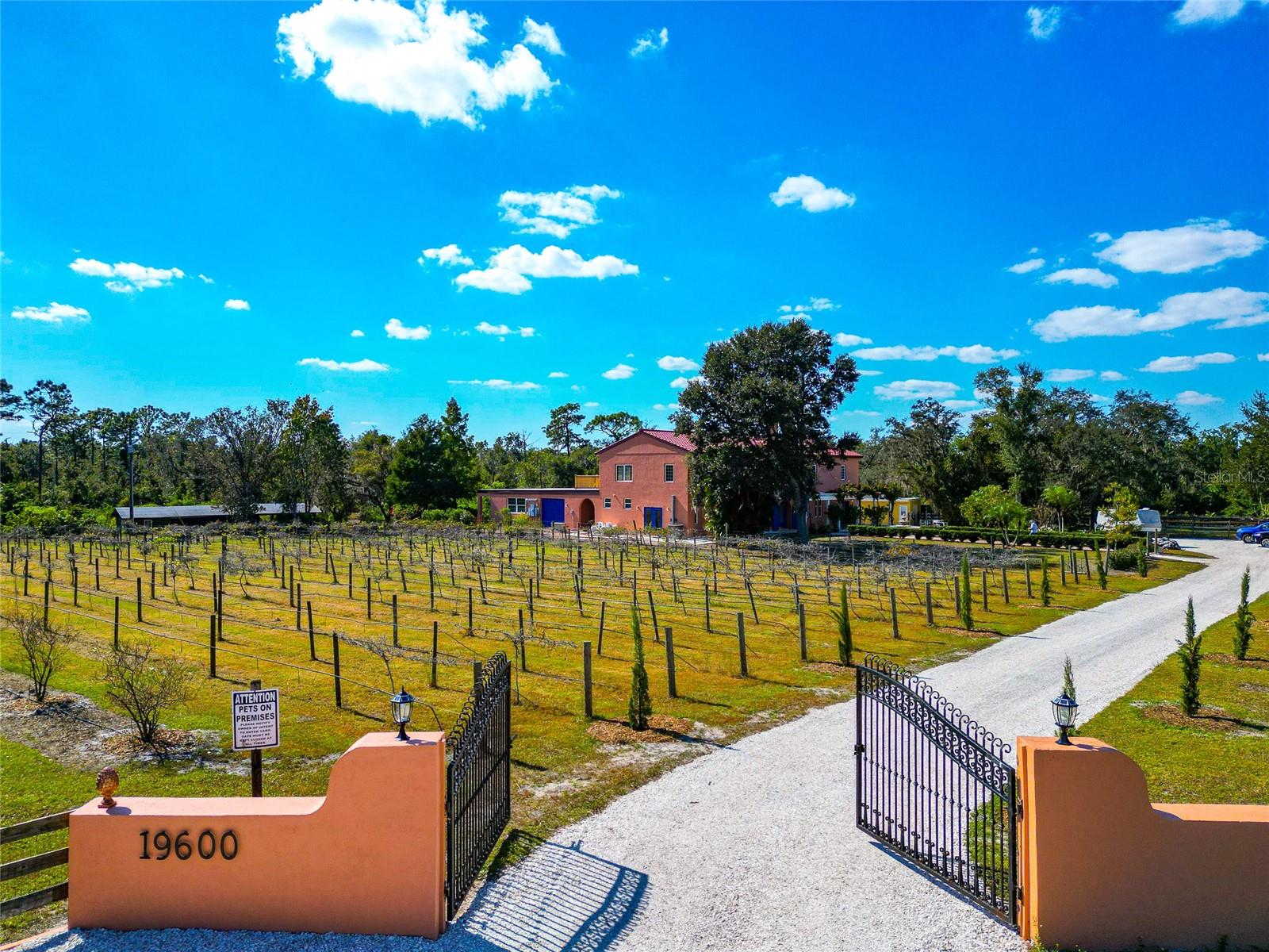 A4672463 Property Photo