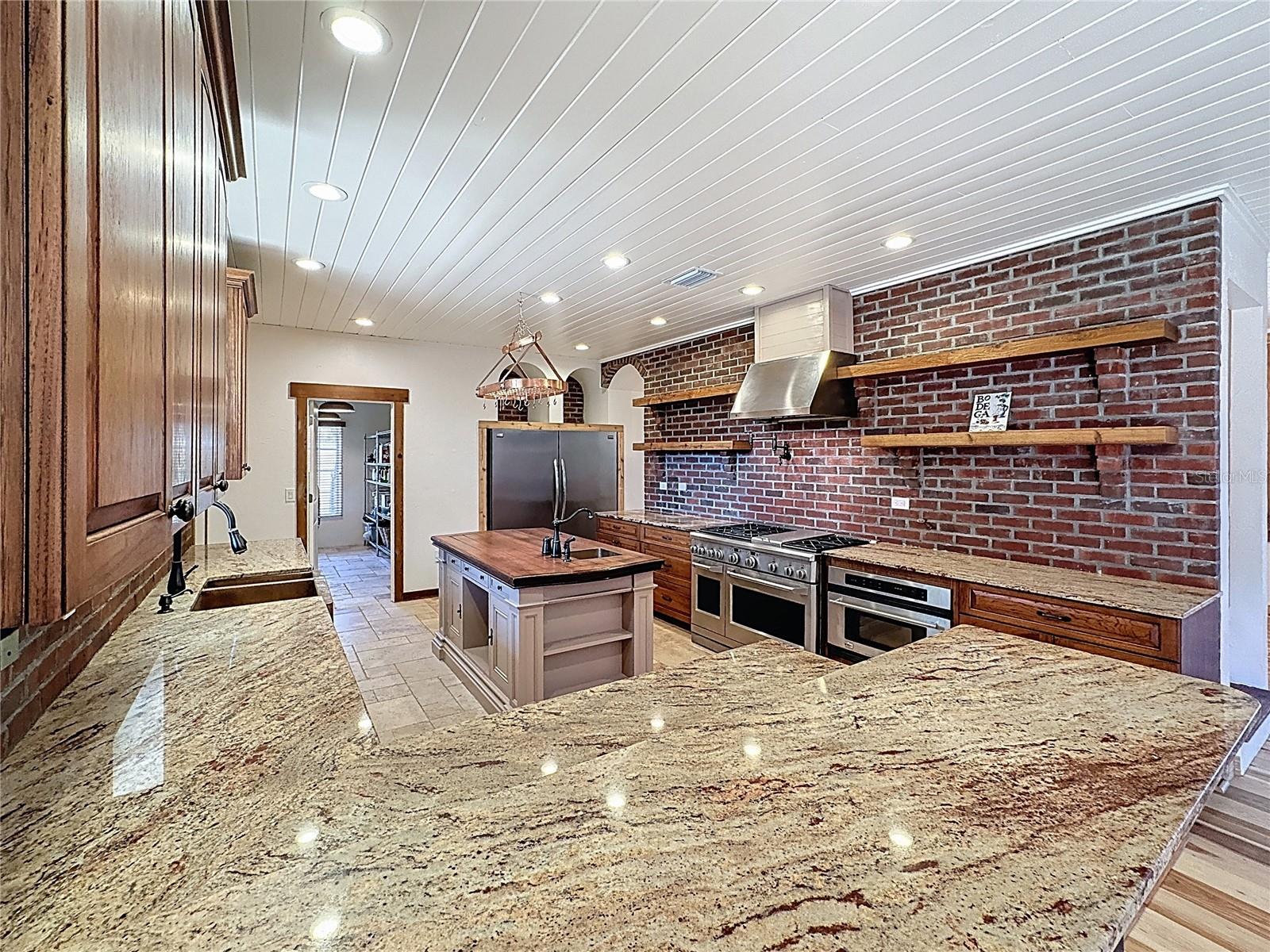 A4672463 Property Photo