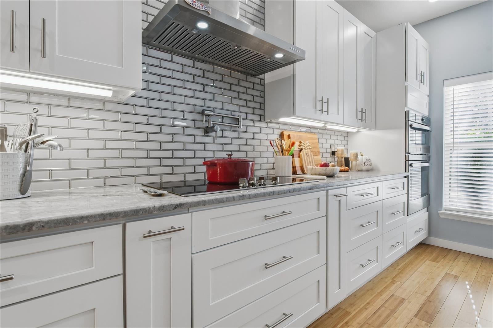 16302 NEWBURY PALMS CT, TAMPA, FL, 33647