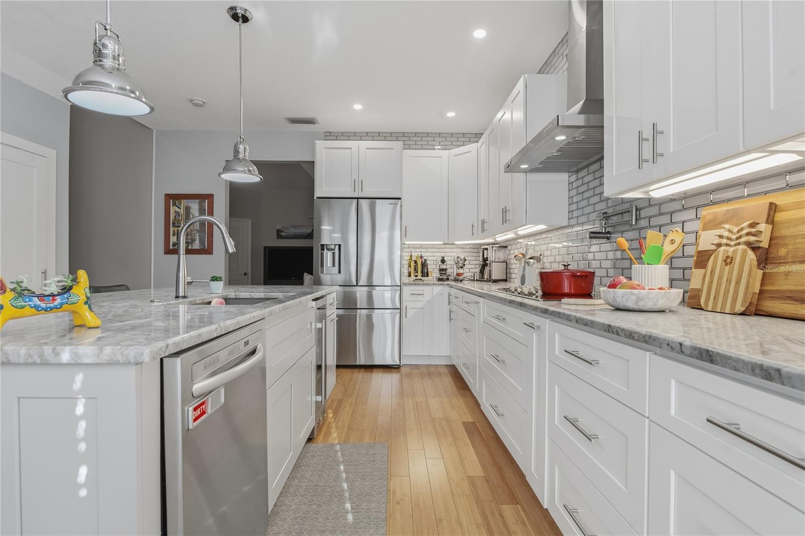 16302 NEWBURY PALMS CT, TAMPA, FL, 33647