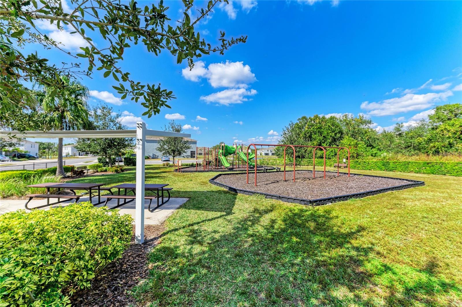 11637 WOODLEAF DR, LAKEWOOD RANCH, FL, 34211