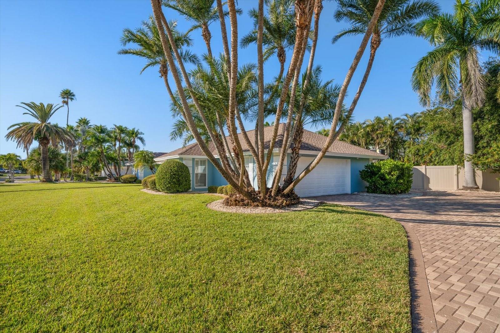 119 13TH ST, BELLEAIR BEACH, FL, 33786