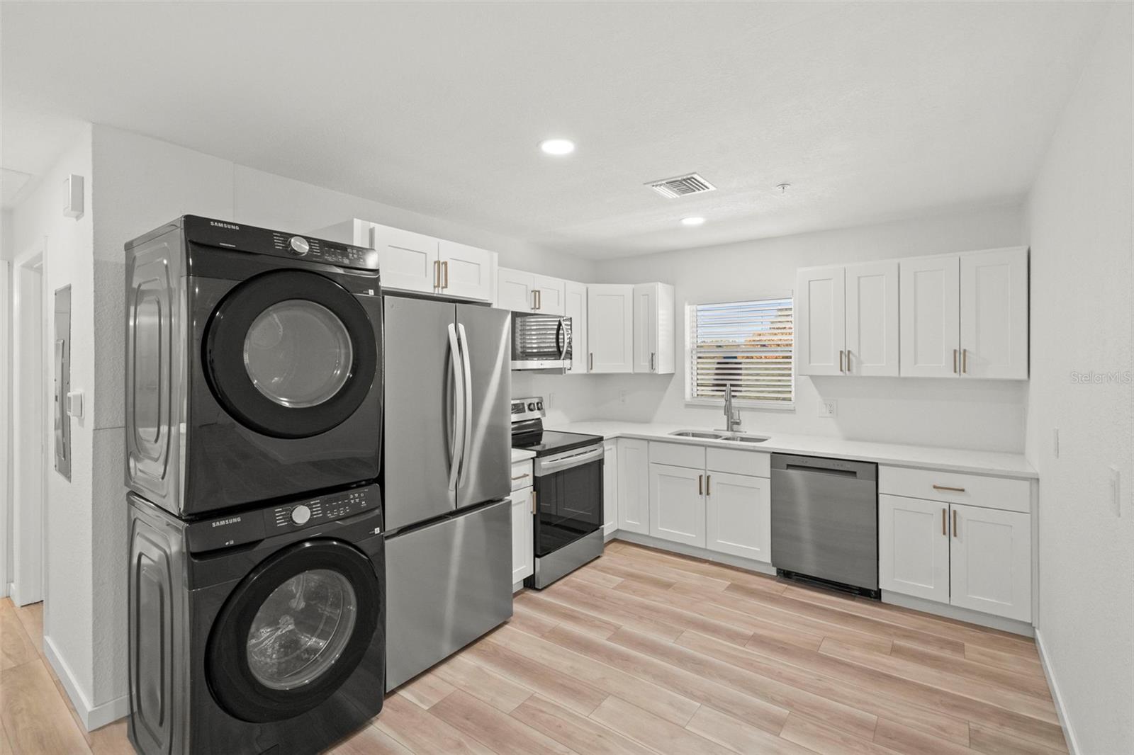 3103 16TH ST N, ST PETERSBURG, FL, 33704