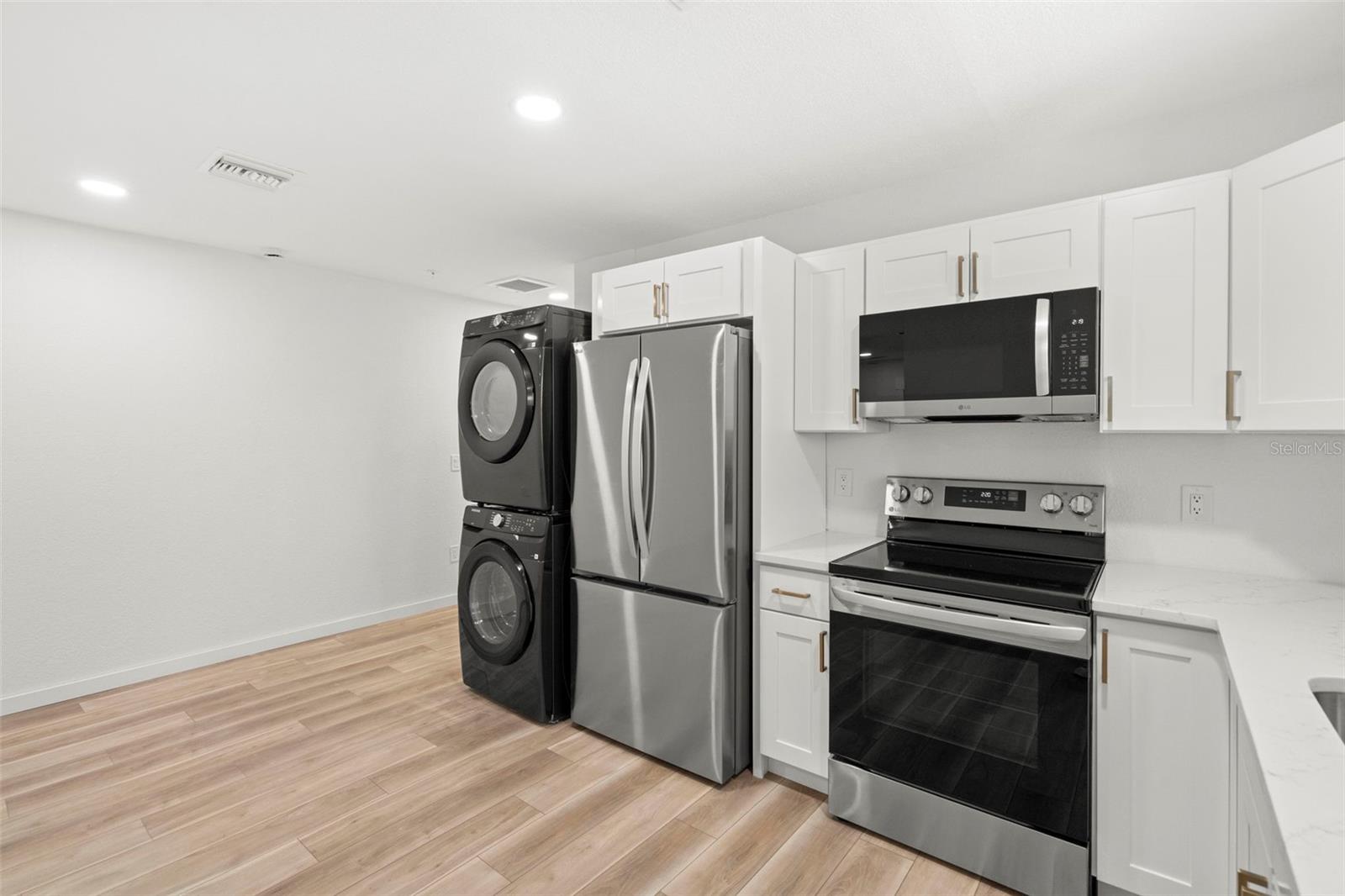 3103 16TH ST N, ST PETERSBURG, FL, 33704