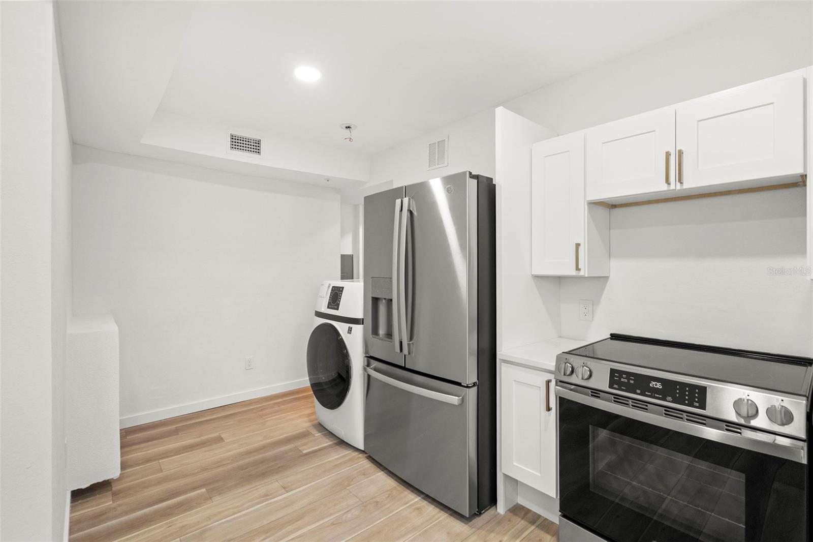 3103 16TH ST N, ST PETERSBURG, FL, 33704