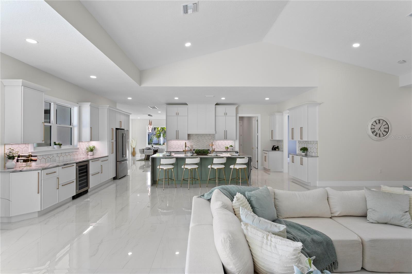 14447 MARK DR, LARGO, FL, 33774